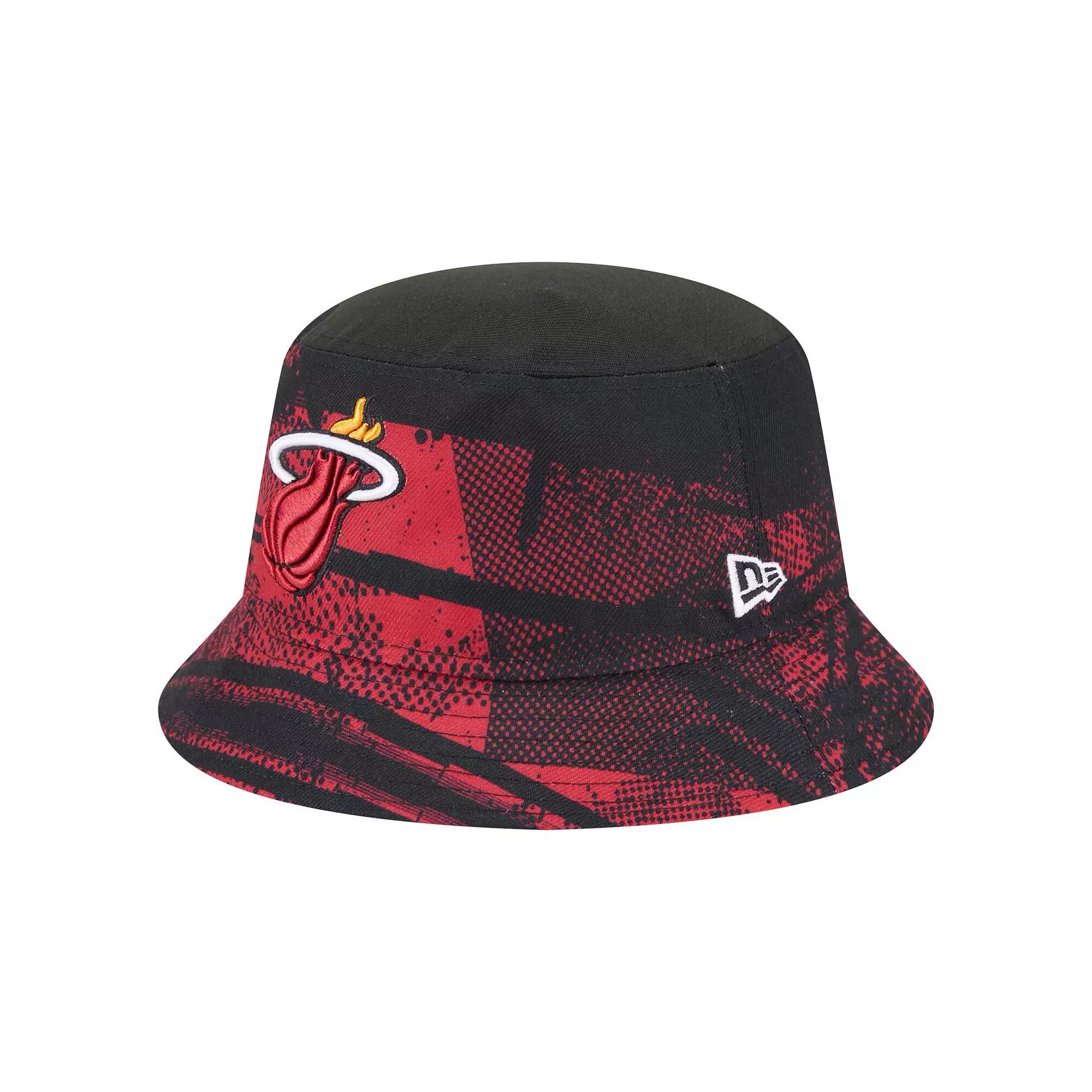 Men's New Era  Black/Red Miami Heat Tip-Off Bucket Hat, Size: Small/Medium Product Image