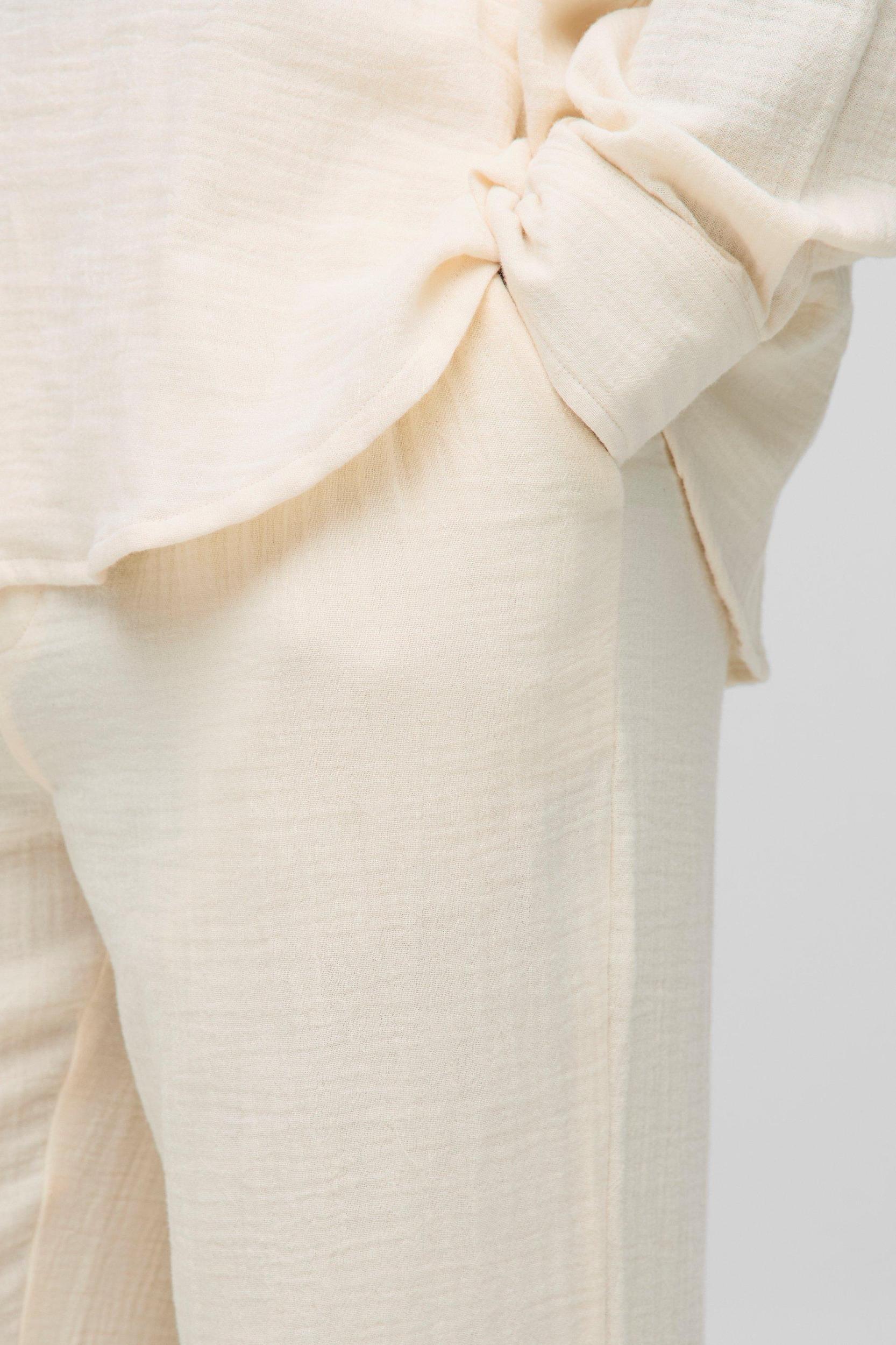 Elasticated Relaxed Fit Cheesecloth Trousers | boohooMAN USA Product Image