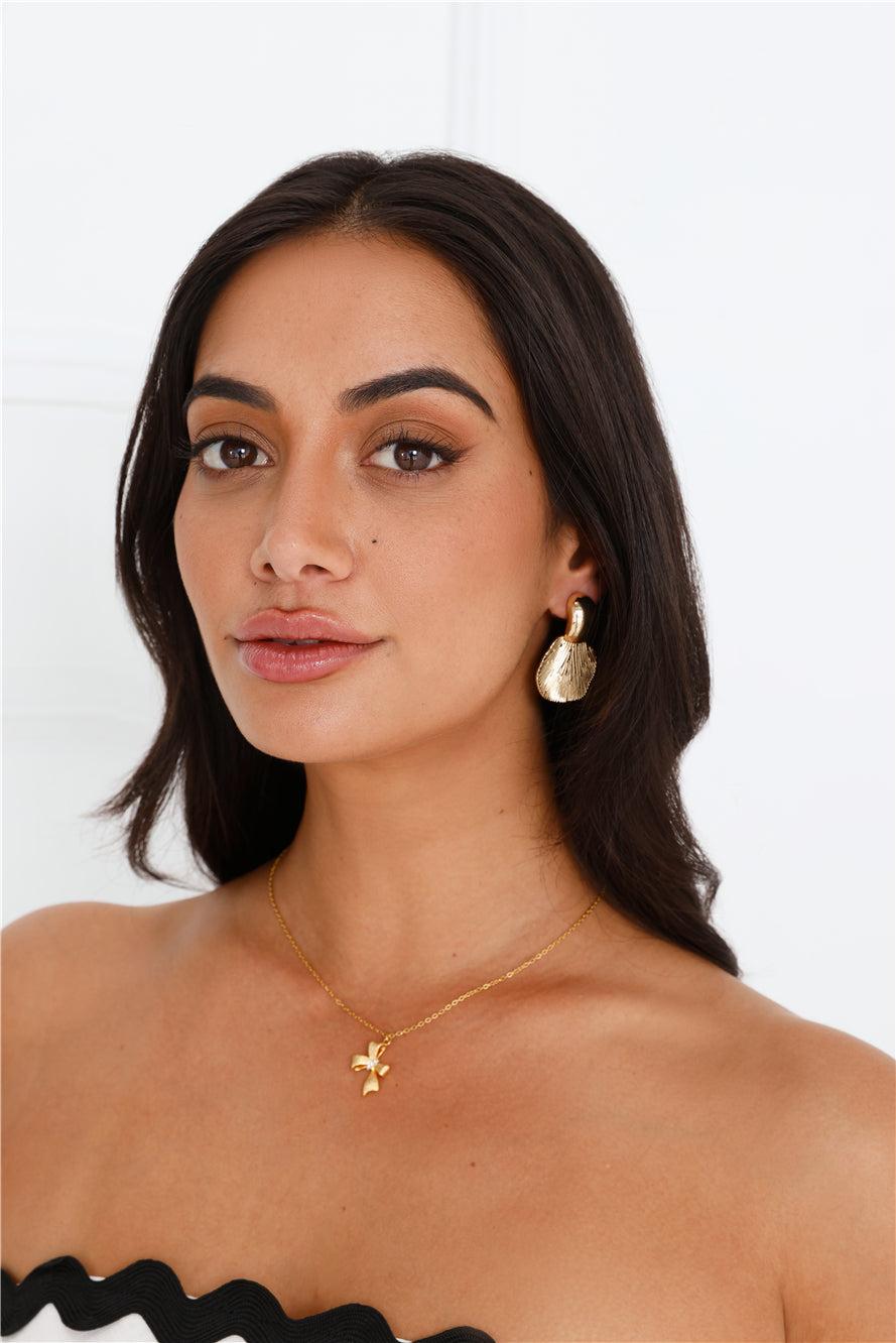 18k Gold Plated Tiny Bow Necklace Gold Product Image