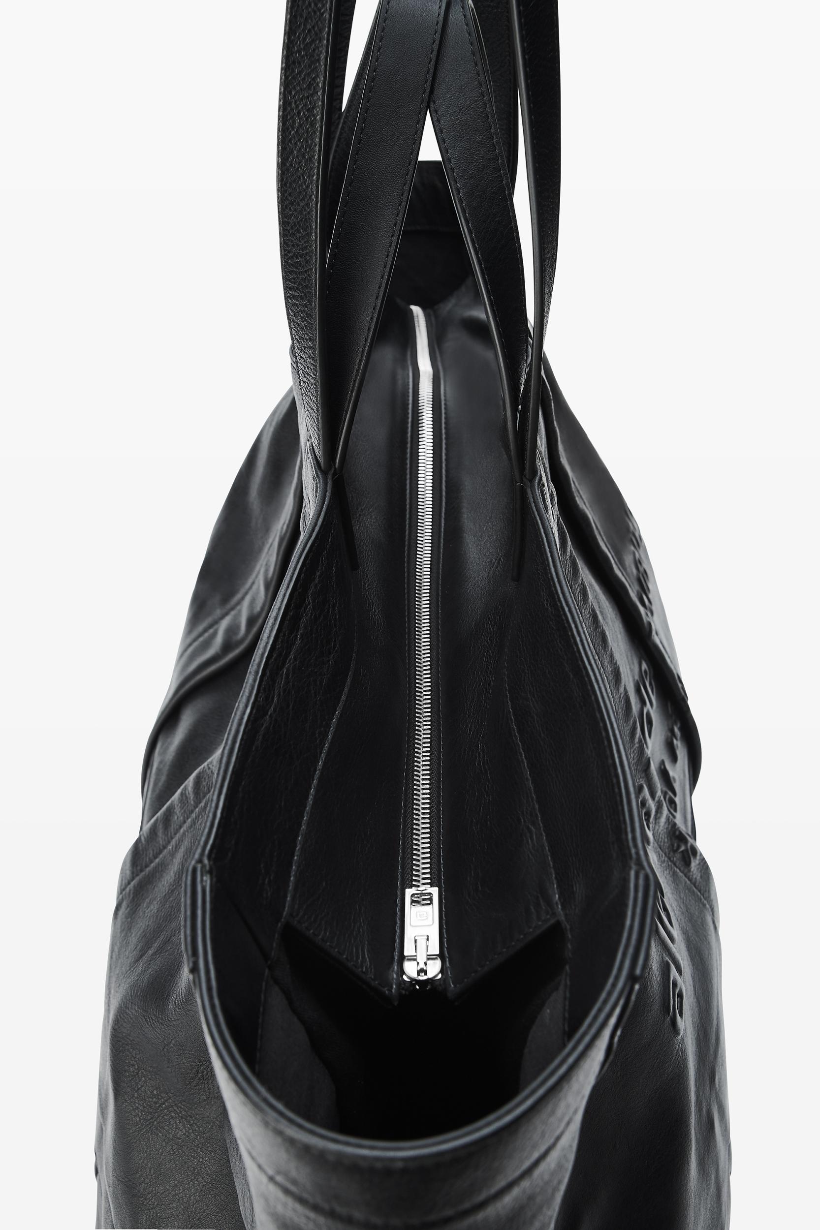 Pack Tote In Leather Xl Product Image