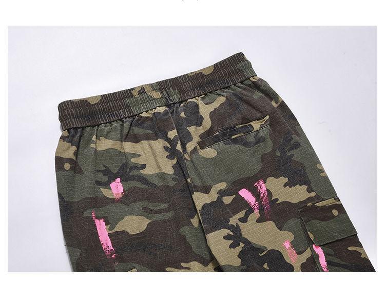 Sopula Men's Retro High Street Style Splash Pocket Camouflage Flared Pants Product Image