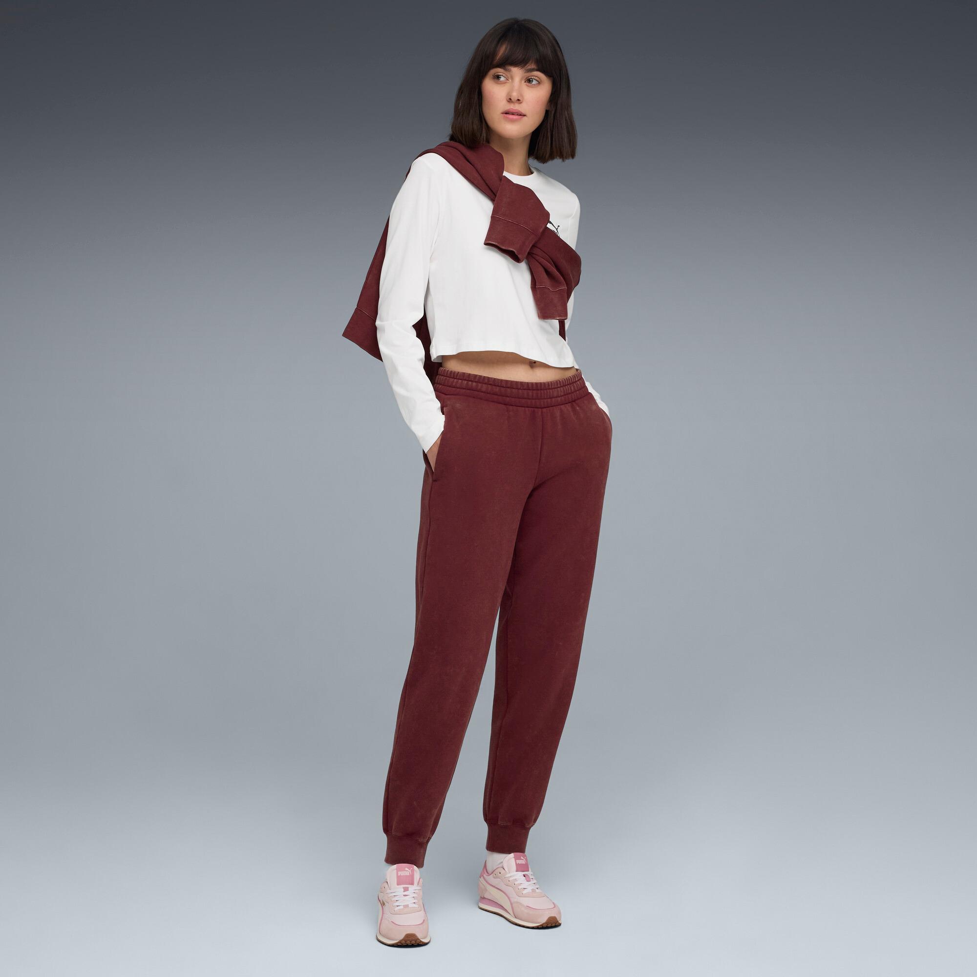 ESS ELEVATED Wash Sweatpants Women Product Image