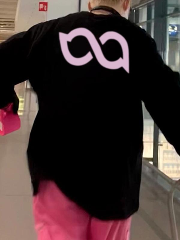 Men's Contrast Print Crew Neck Long Sleeve Tee Product Image