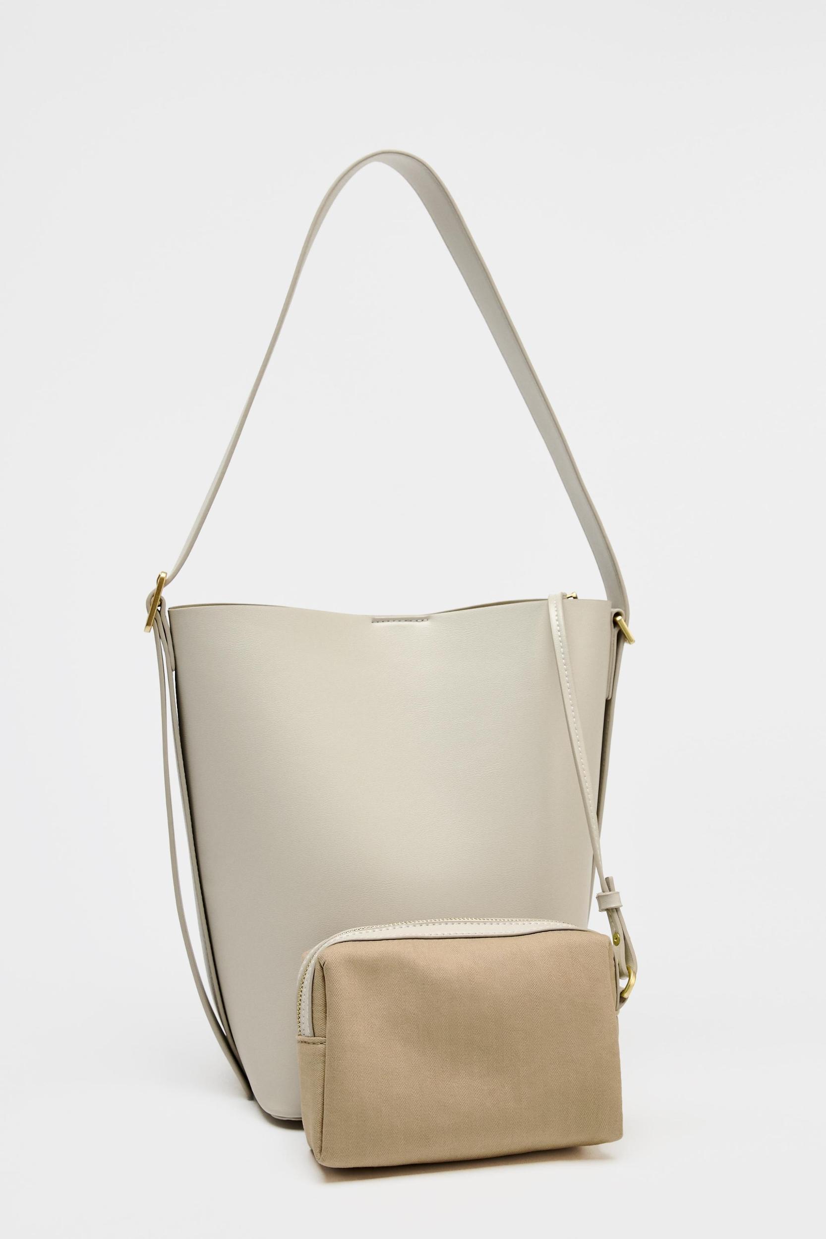 LARGE BUCKET BAG Product Image