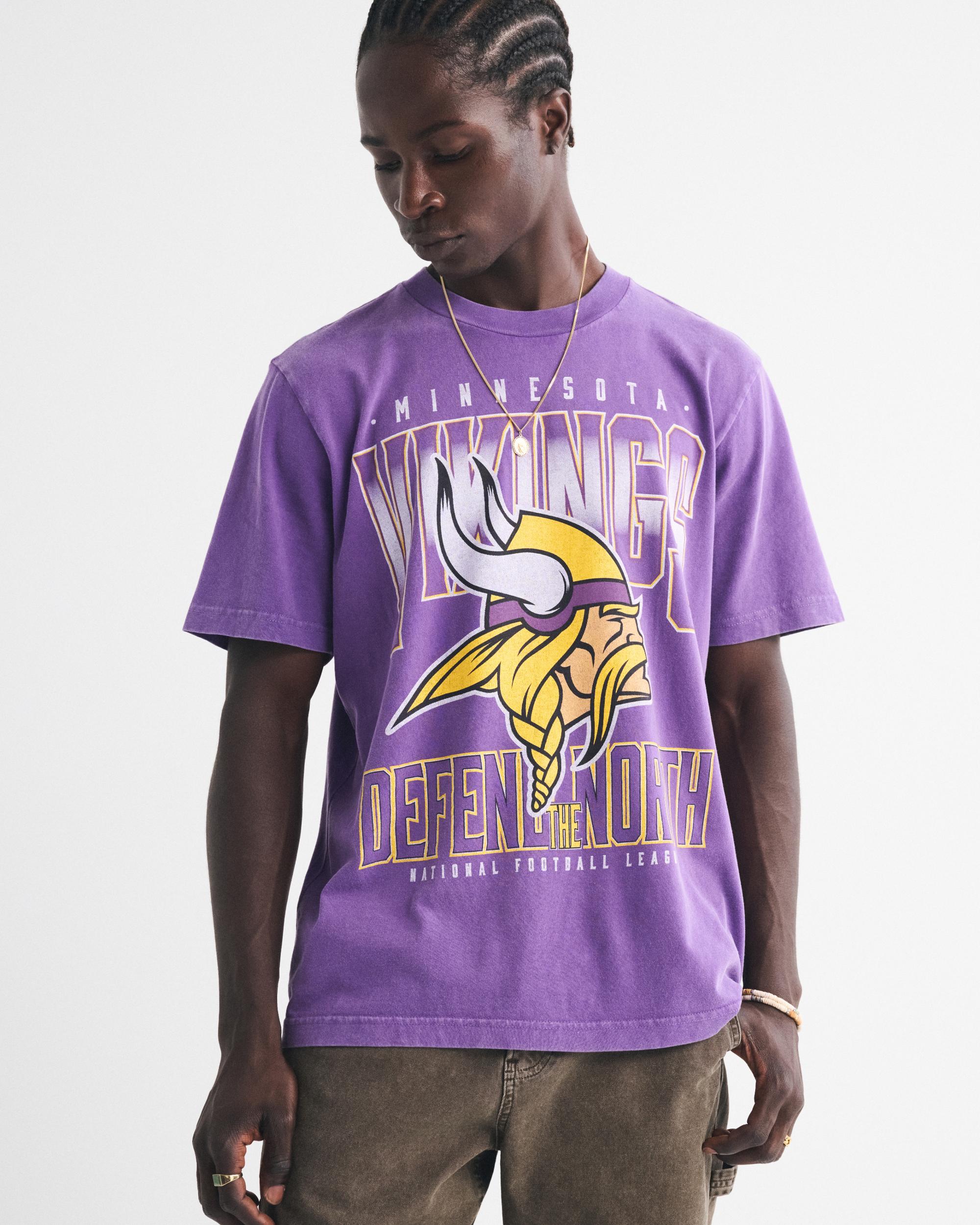 Minnesota Vikings Vintage-Inspired Graphic Tee Product Image