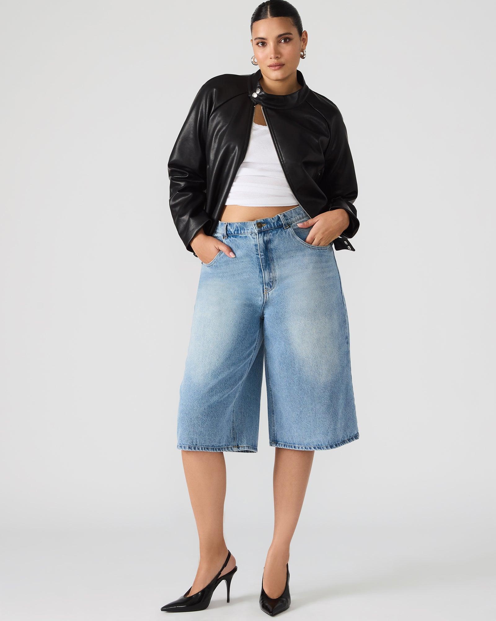 BREA SHORT FOREVER BLUE Female Product Image