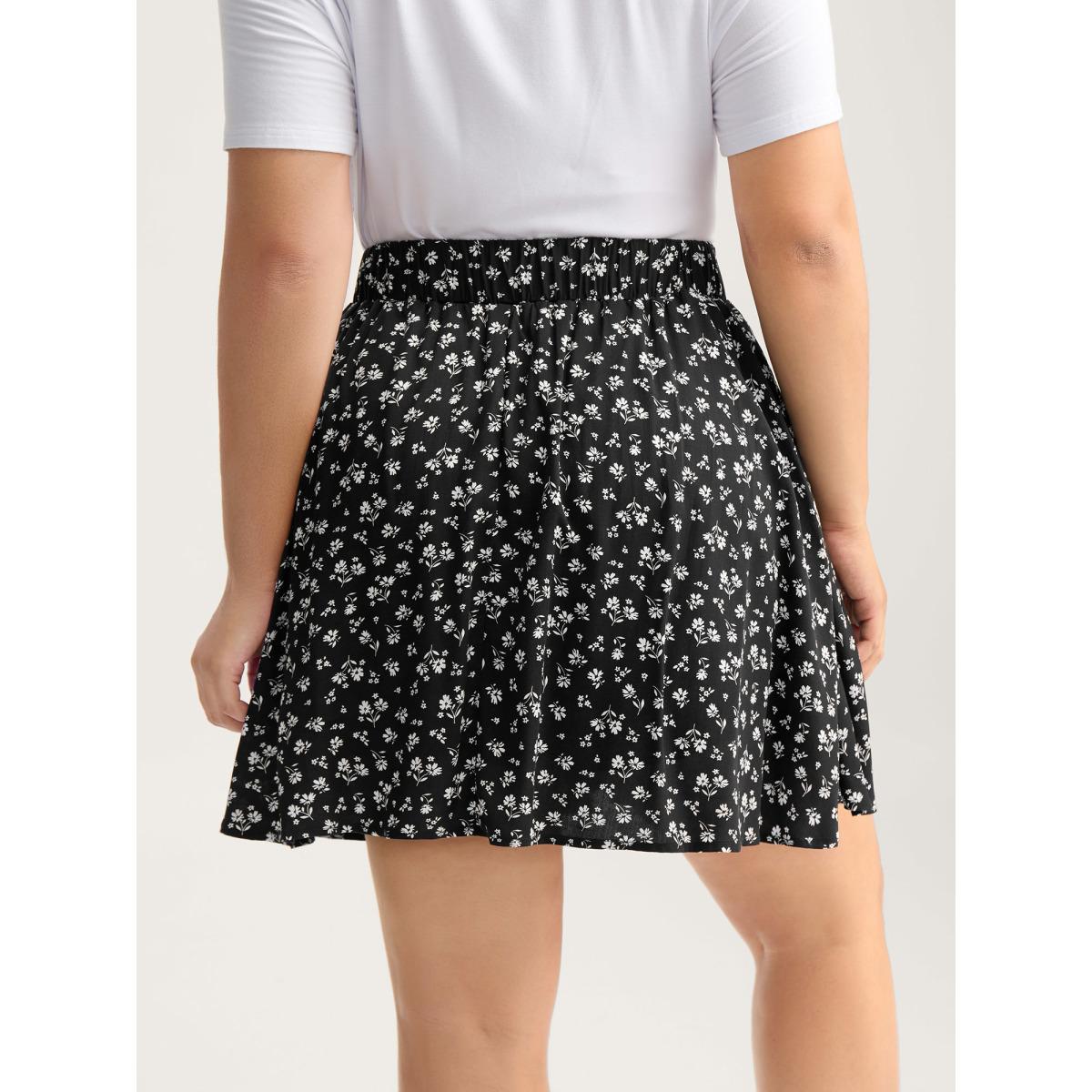 Plus Size Ditsy Floral Print Stretchy Waist Skirt Women BlackFlower Loose No stretch Side seam pocket Everyday-Casual Skirts BloomChic 28/5X Product Image
