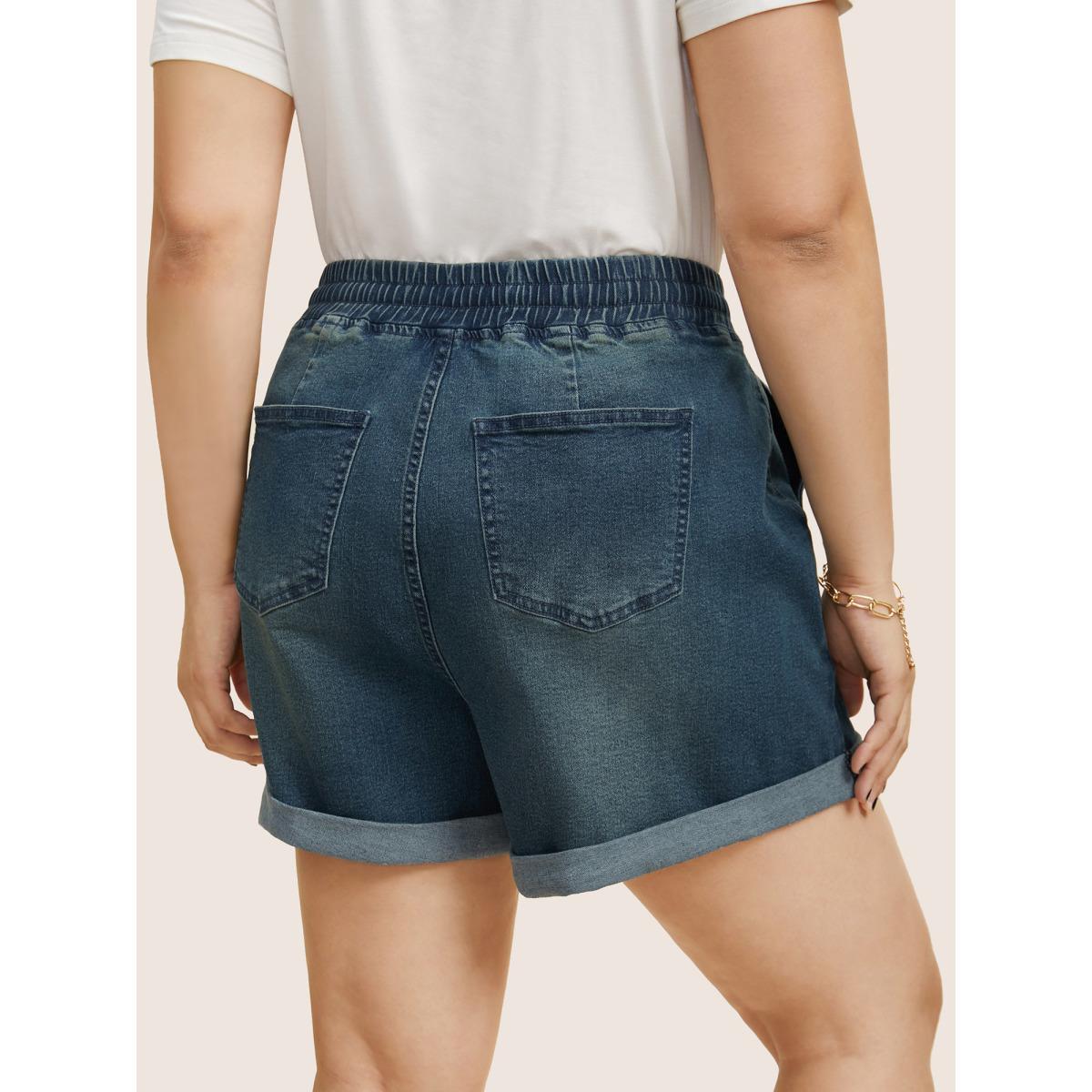 Plus Size Dark Wash Roll Hem Drawstring Denim Shorts Women Denimblue Roll Hem High stretch Everyday Slanted pocket Casual Denim Shorts BloomChic 24/3X Product Image