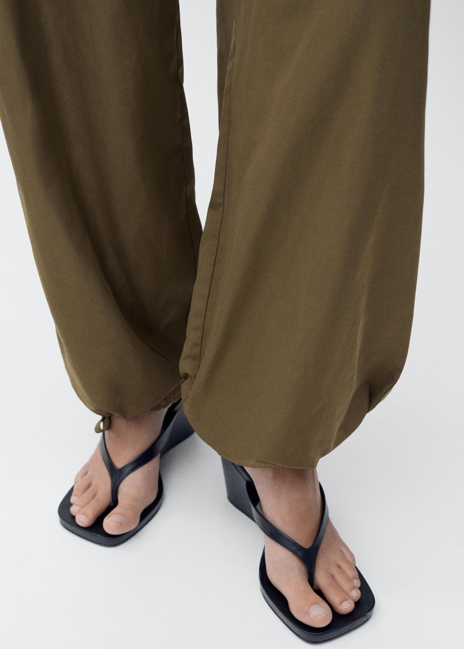 Cargo pants with adjustable hem - Women | MANGO USA Product Image