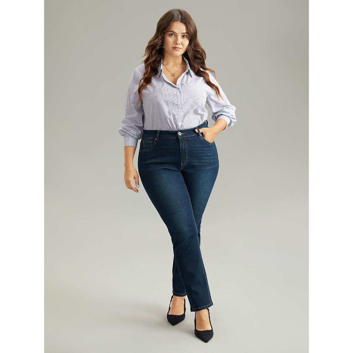 Plus Size Straight Leg Dark Wash Zipper Fly Jeans Women Indigo Casual Plain Pocket High stretch Pocket Jeans BloomChic 30/6X Product Image