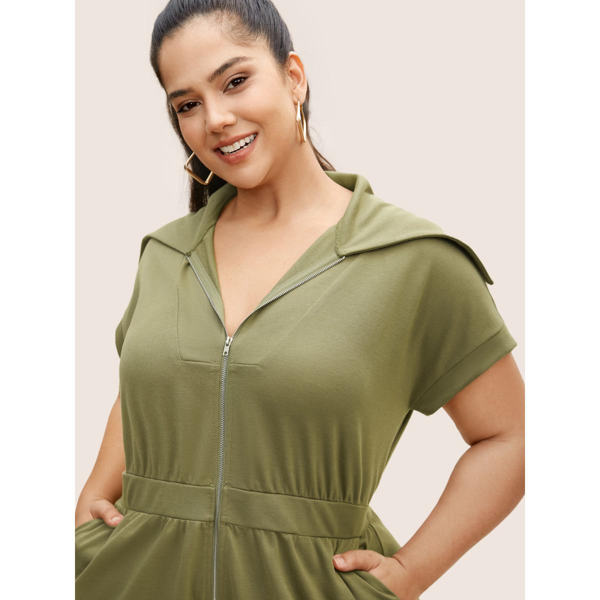 Plus Size Moss Plain Sailor Collar Half Zip Jumpsuit Women Casual Cap Sleeve Sailor Collar Everyday Loose Jumpsuits BloomChic 18-20/2X Product Image