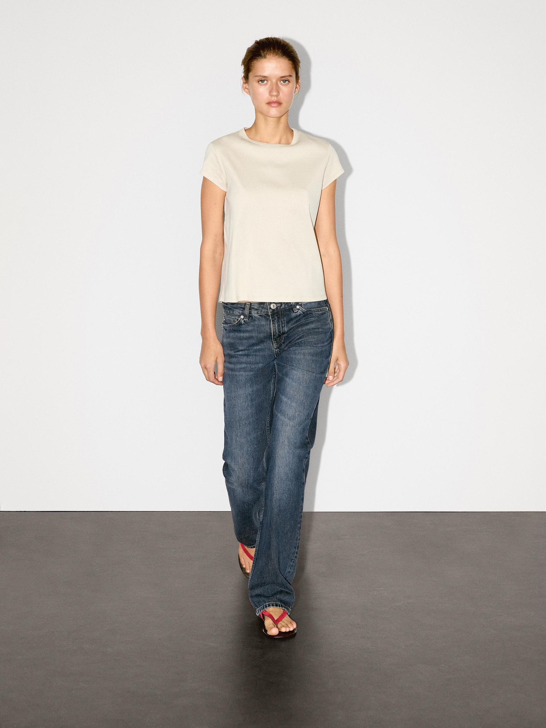 100% cotton short sleeve T-shirt Product Image