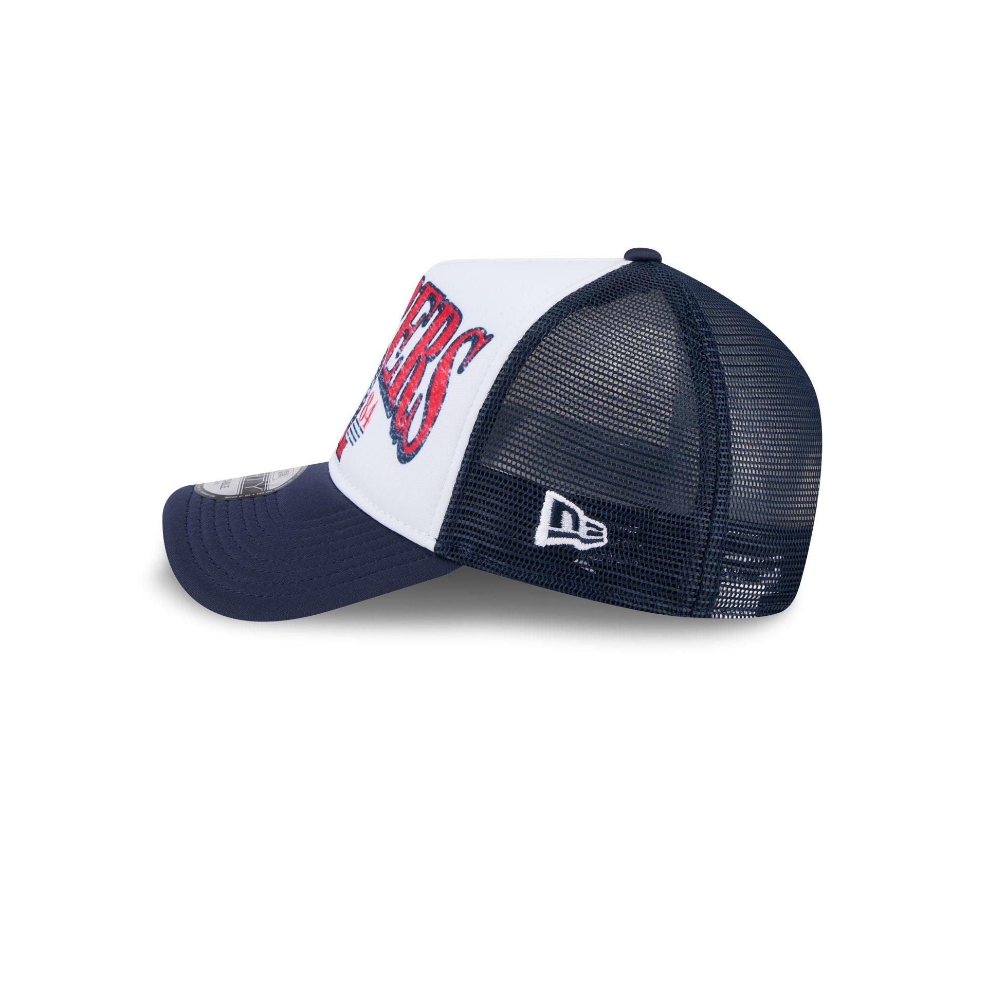 Los Angeles Clippers Distressed 9FORTY A-Frame Trucker Hat Male Product Image