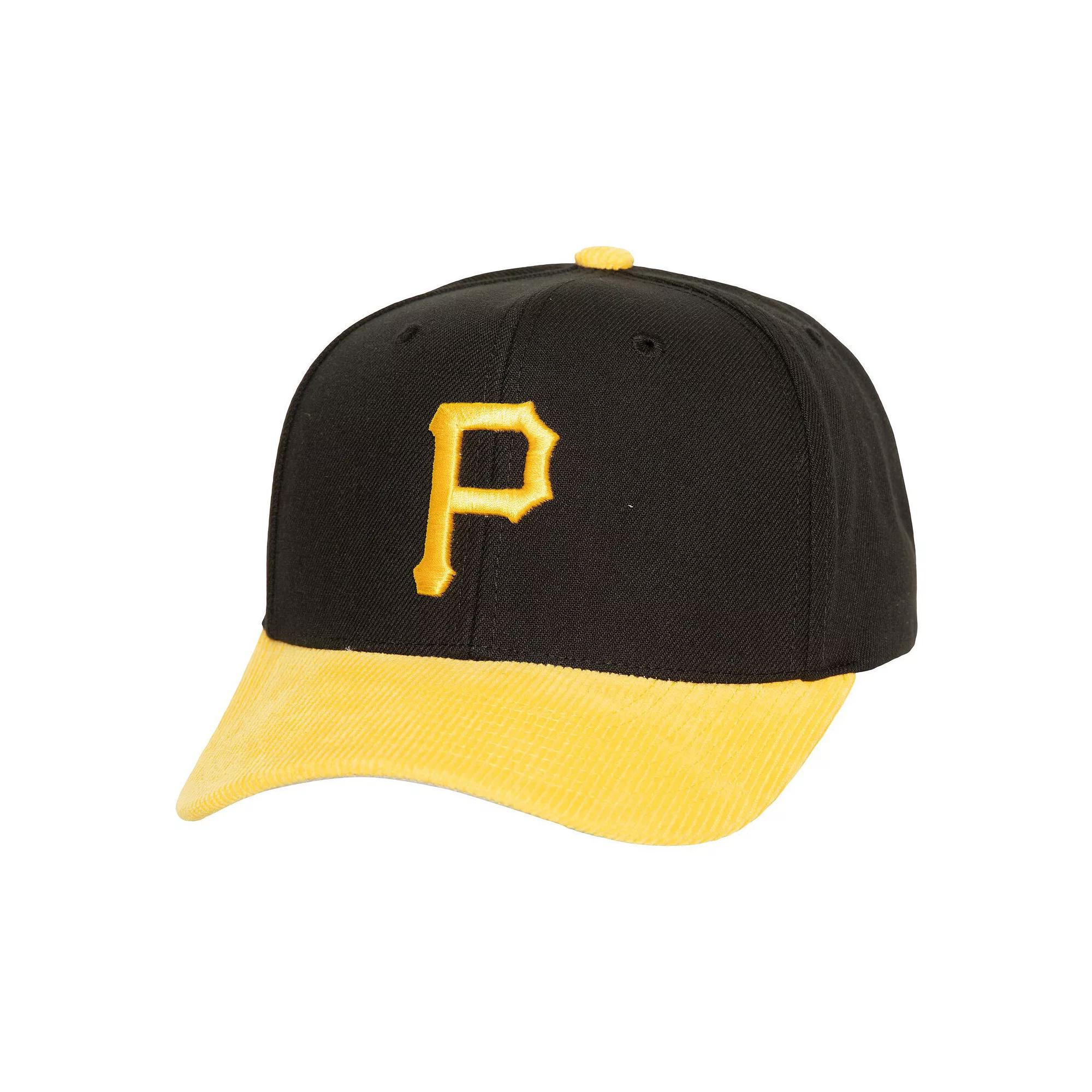 Men's Mitchell & Ness Black Pittsburgh Pirates Corduroy Pro Snapback Hat Product Image