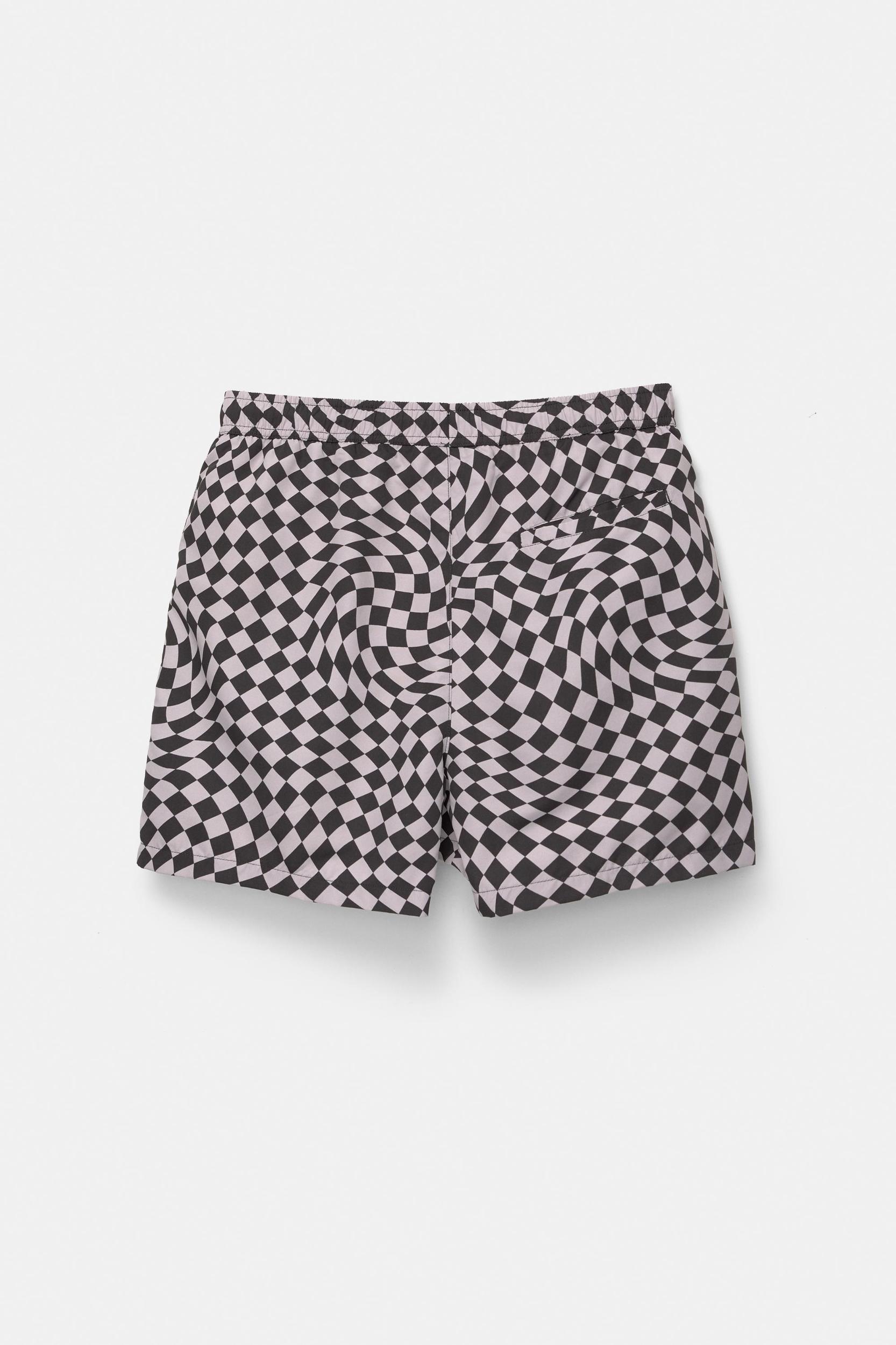 Checkered board shorts Product Image