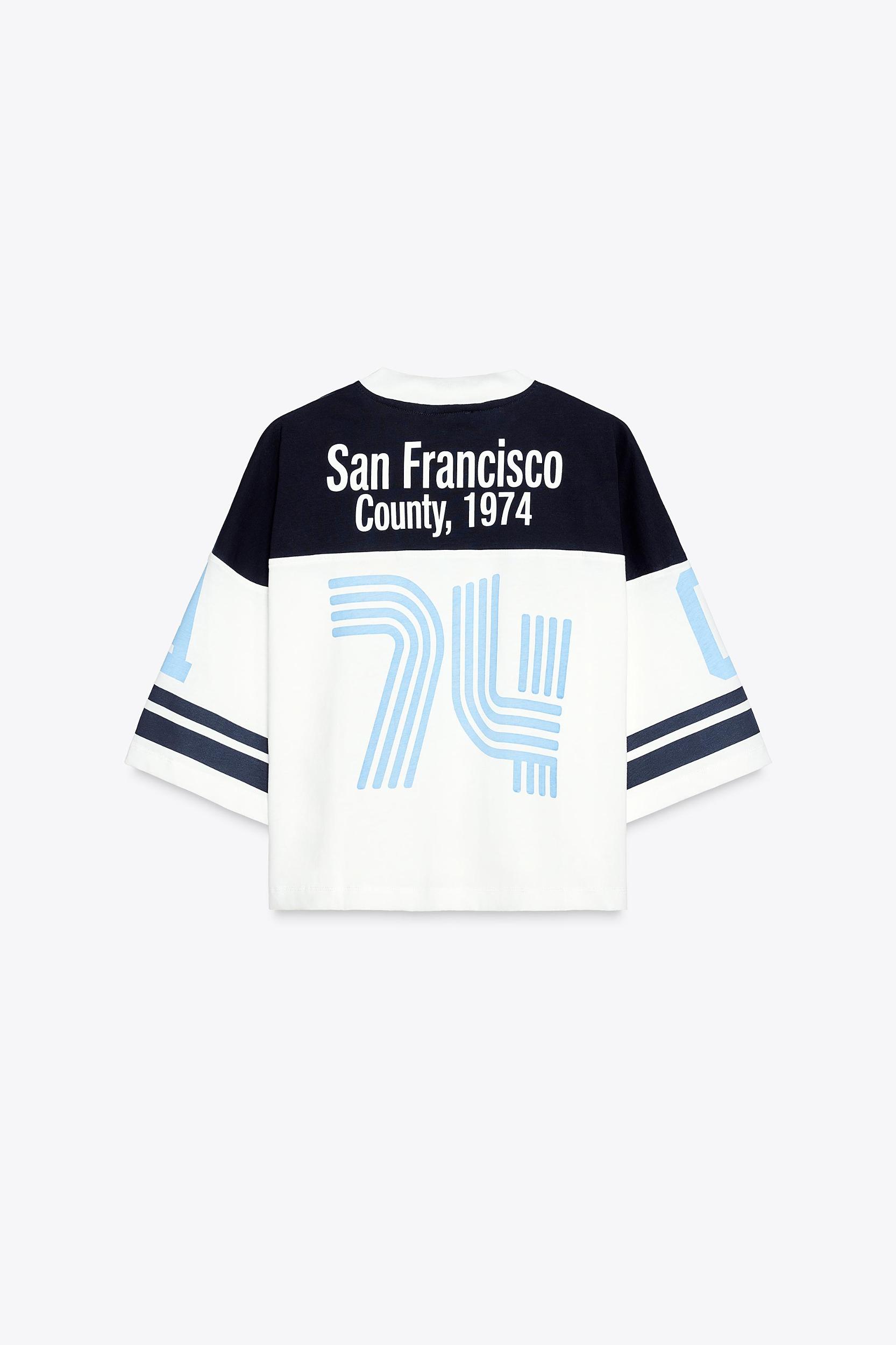 PRINTED ELBOW SLEEVE T-SHIRT Product Image