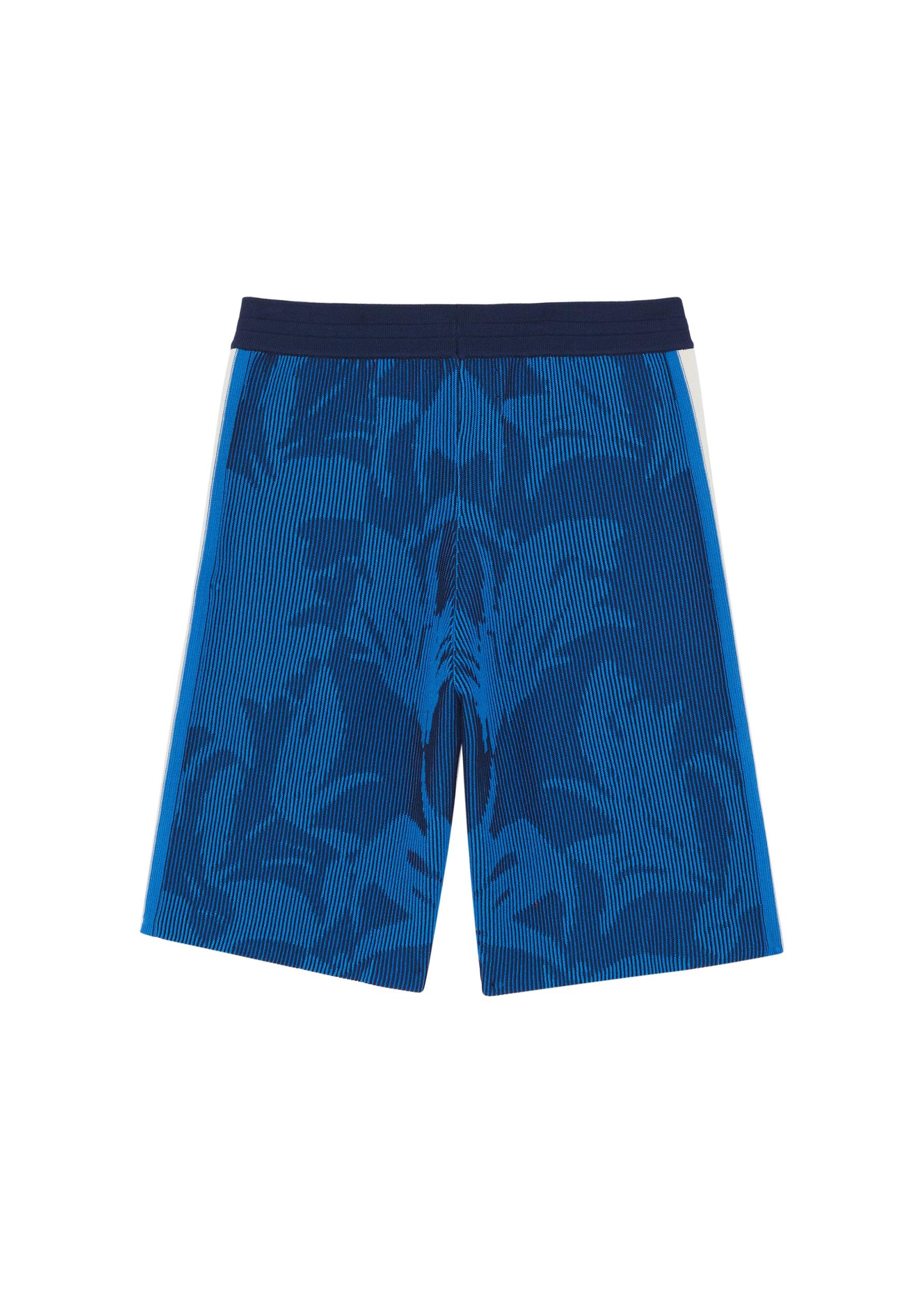 Buju Knitted Short Male Product Image