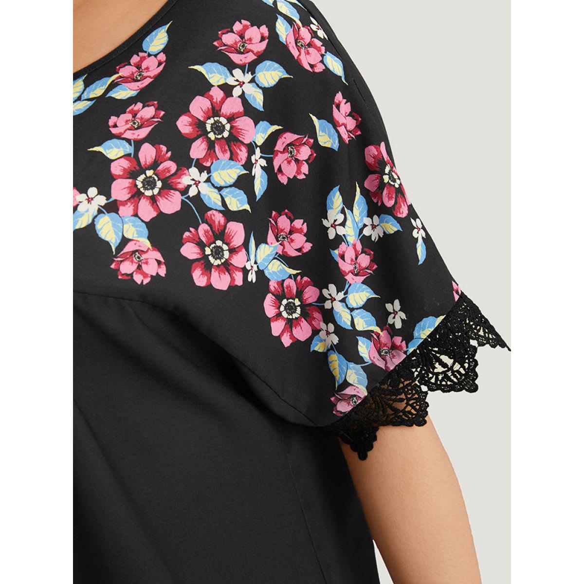Plus Size Black Floral Print Patchwork Lace Trim Gathered Blouse Women Elegant Short sleeve Round Neck Dailywear Blouses BloomChic 18-20/2X Product Image