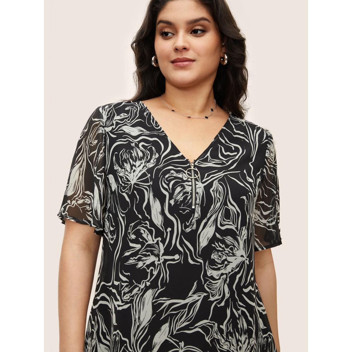 Plus Size Black Floral Half Zip Patchwork Mesh Blouse Women Elegant Short sleeve V-neck Everyday Blouses BloomChic 18-20/2X Product Image