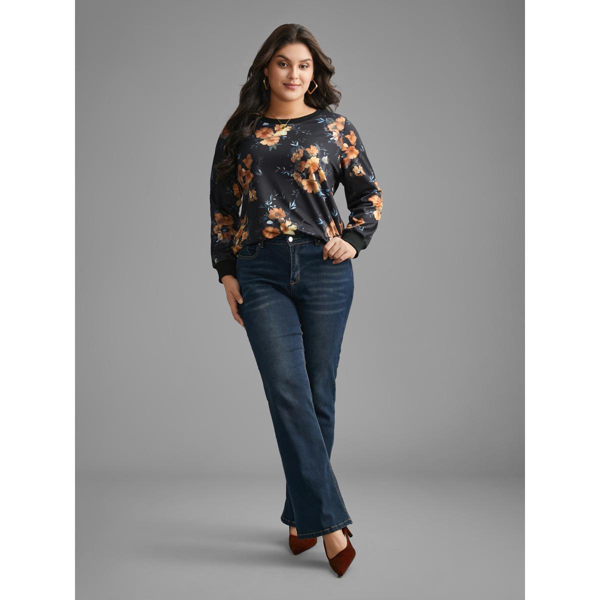 Plus Size Round Neck Natural Flowers Slightly Stretchy Sweatshirt Women Black Elegant Contrast Round Neck Everyday Sweatshirts BloomChic 22-24/3X Product Image