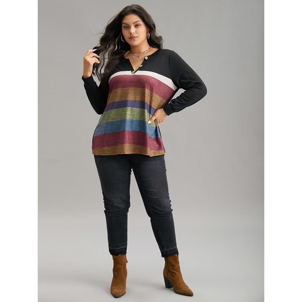 Plus Size Colorblock Contrast Notched Button Detail T-shirt Black Women Casual Contrast Striped Notched collar Dailywear T-shirts BloomChic 26/4X Product Image