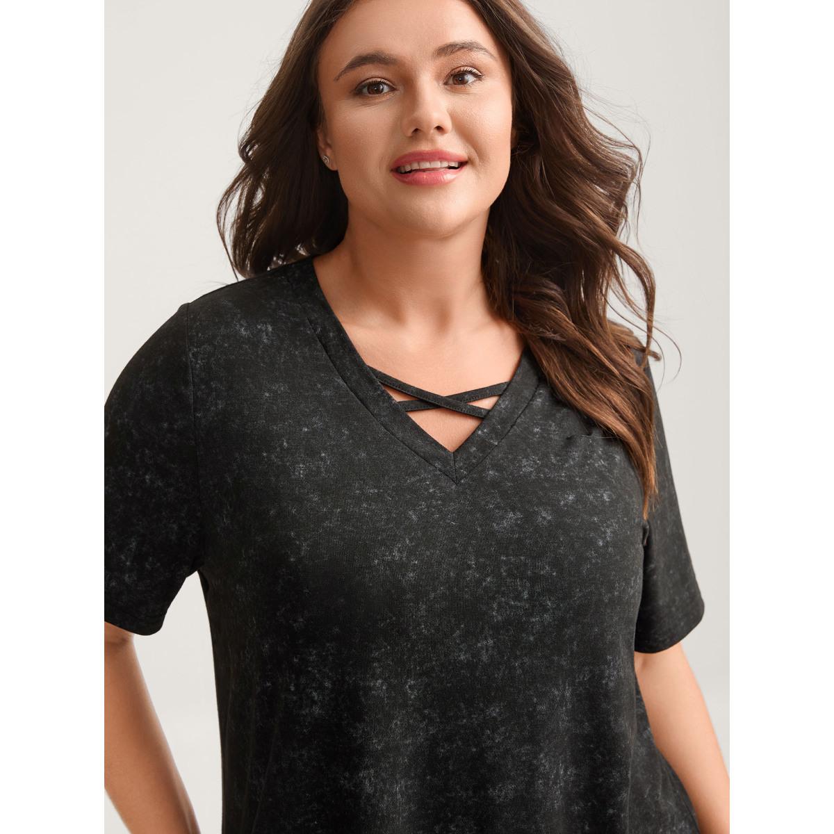 Plus Size Vintage Cut-Out Solid T-Shirt Black Women Distressed V-neck Everyday-Casual T-shirts BloomChic 18-20/2X Product Image
