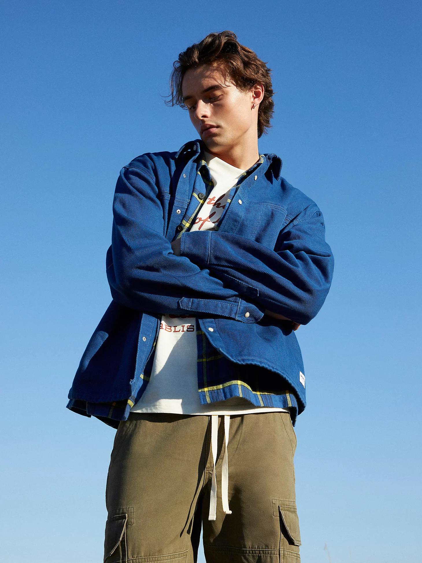 Wrangler® x PacSun Men's Twill Overshirt in Delft Product Image