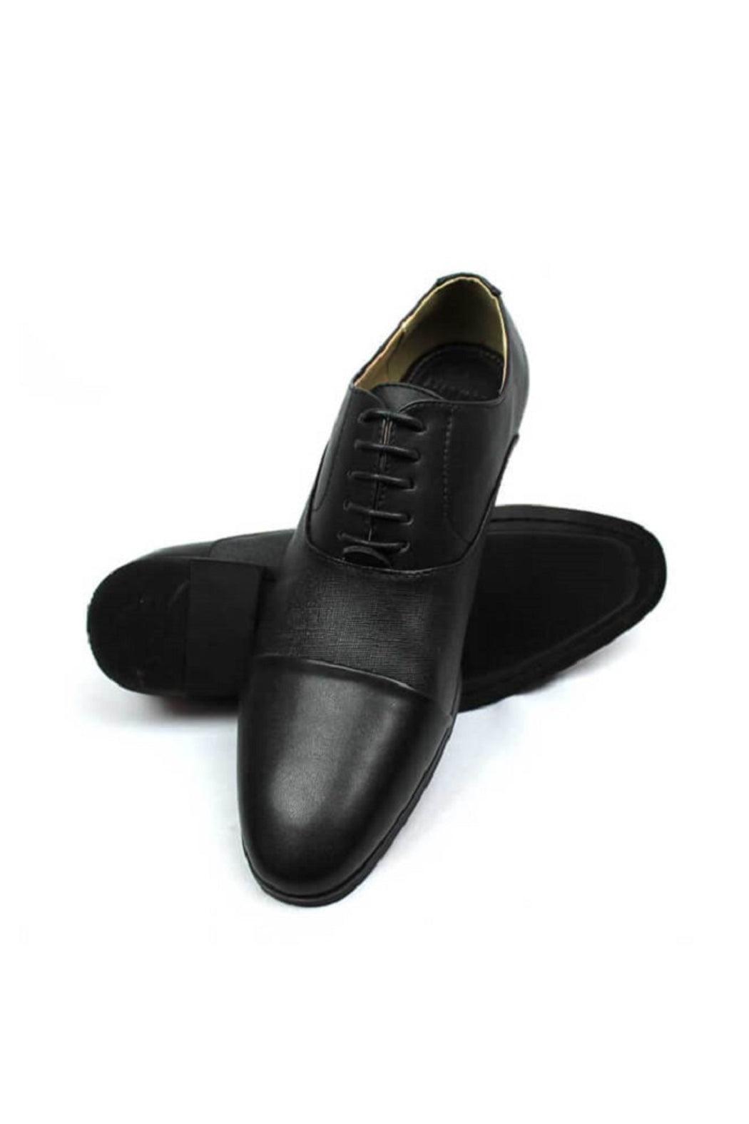 Black Two Tone Cap Toe Dress Shoes Product Image