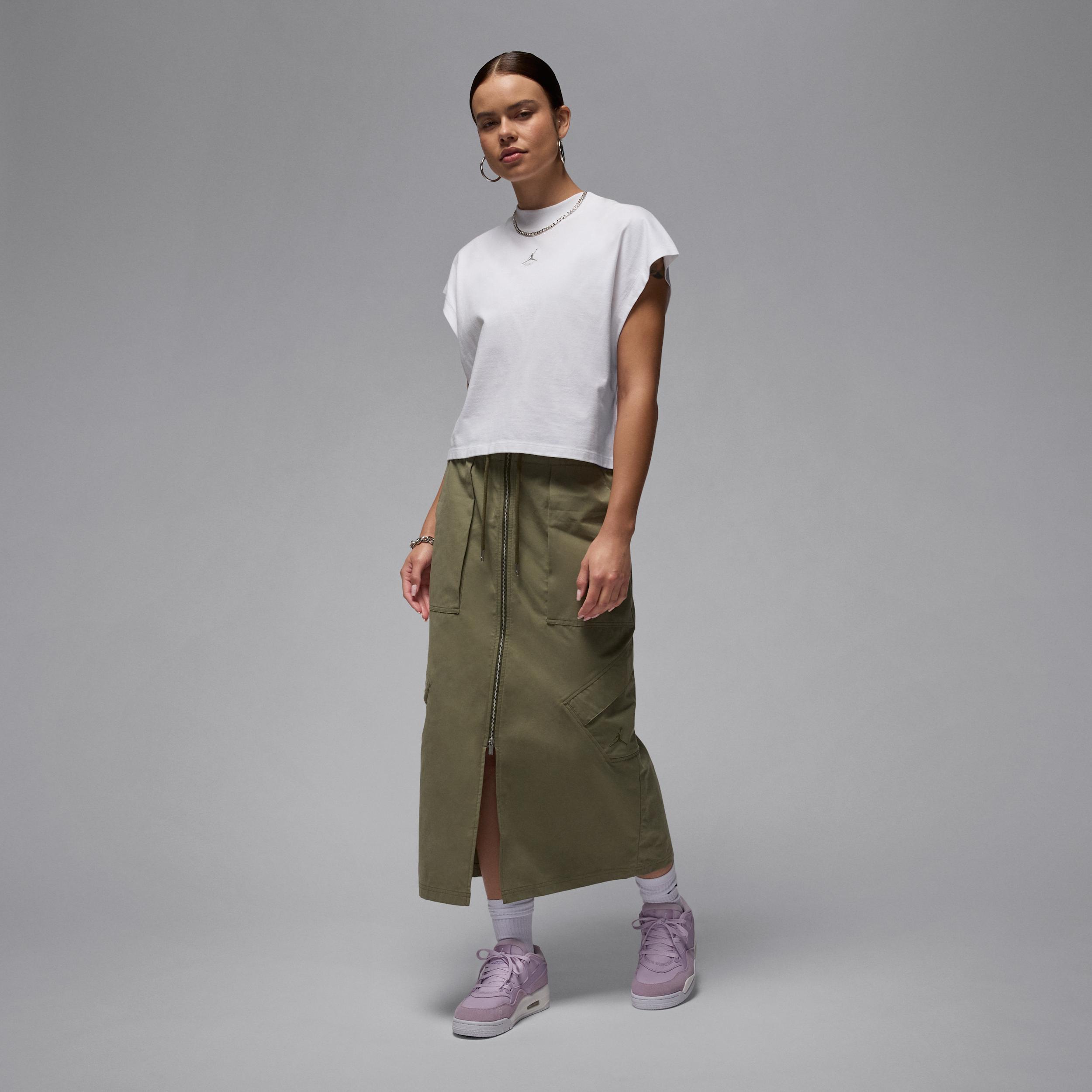 Womens Air Jordan 4 RM Shoes | IB7408-133 Product Image