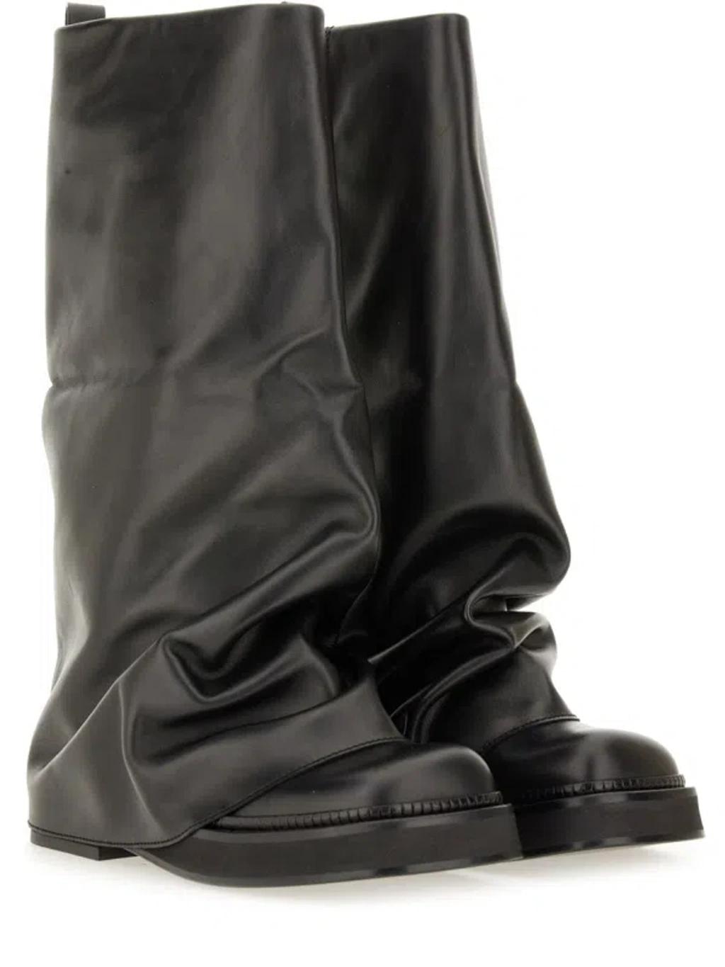 ATTICO Robin Black Boots With Square Toe And Logo Plaque On The Rear In Leather Woman Product Image
