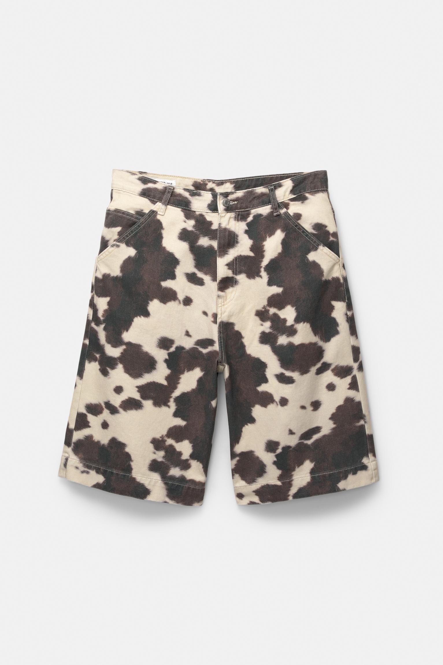 Animal print cow baggy Bermuda shorts Product Image