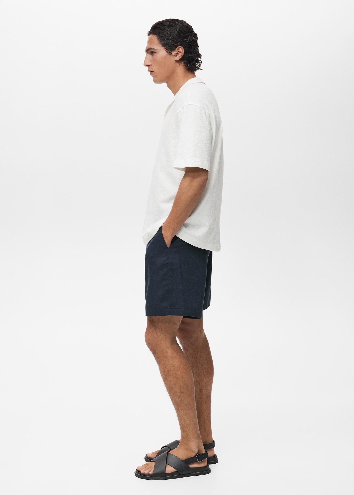 Straight fluid bermuda shorts - Men | MANGO USA Product Image