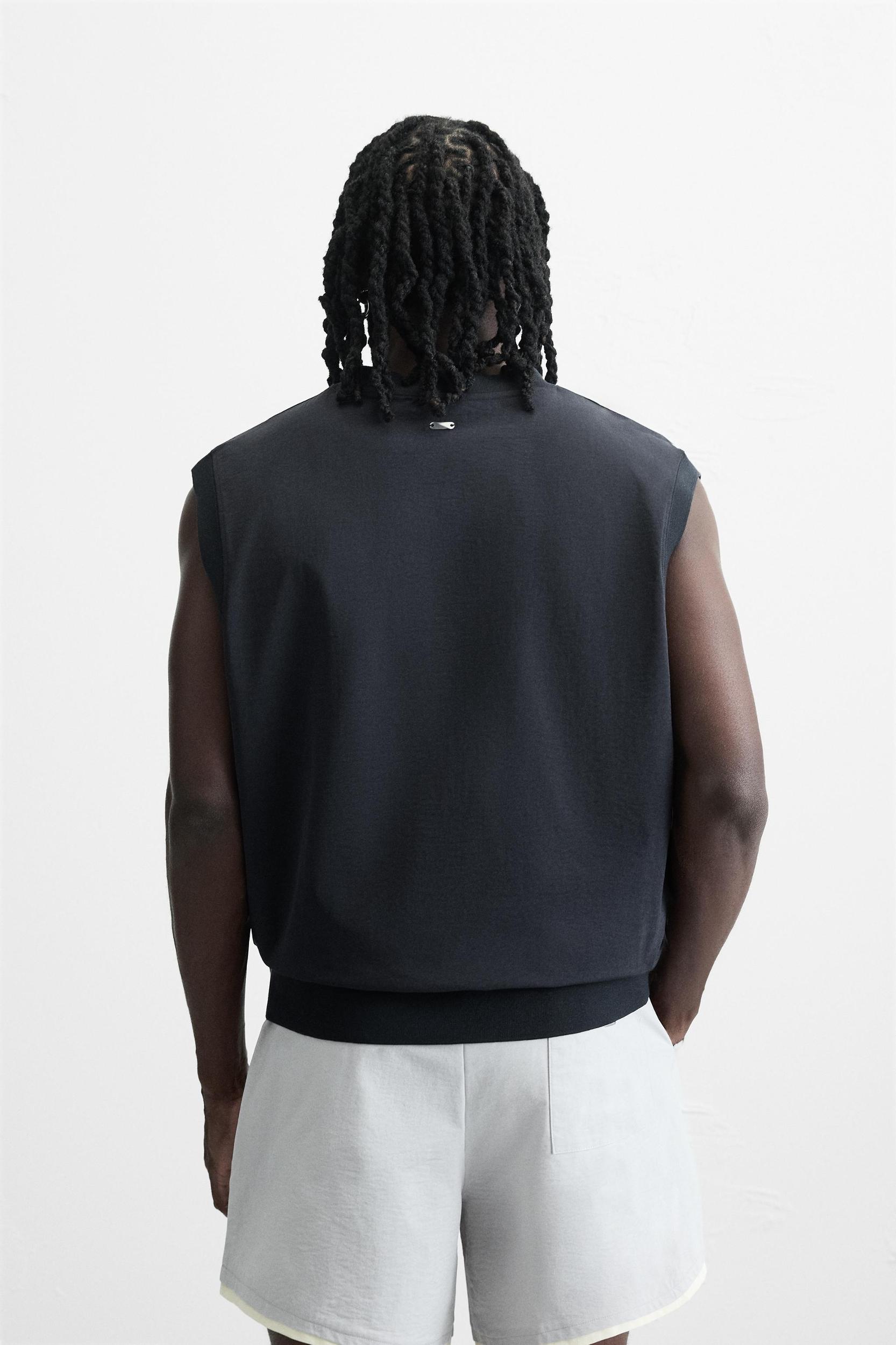 TECHNICAL TANK TOP Product Image