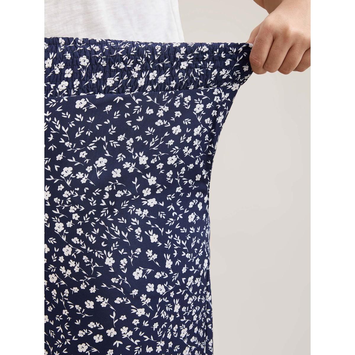 Plus Size Ditsy Floral Print Shirred Wide-Leg Pants Women Indigo Elegant Wide Leg Mid Rise Everyday Pants BloomChic 18-20/2X Product Image