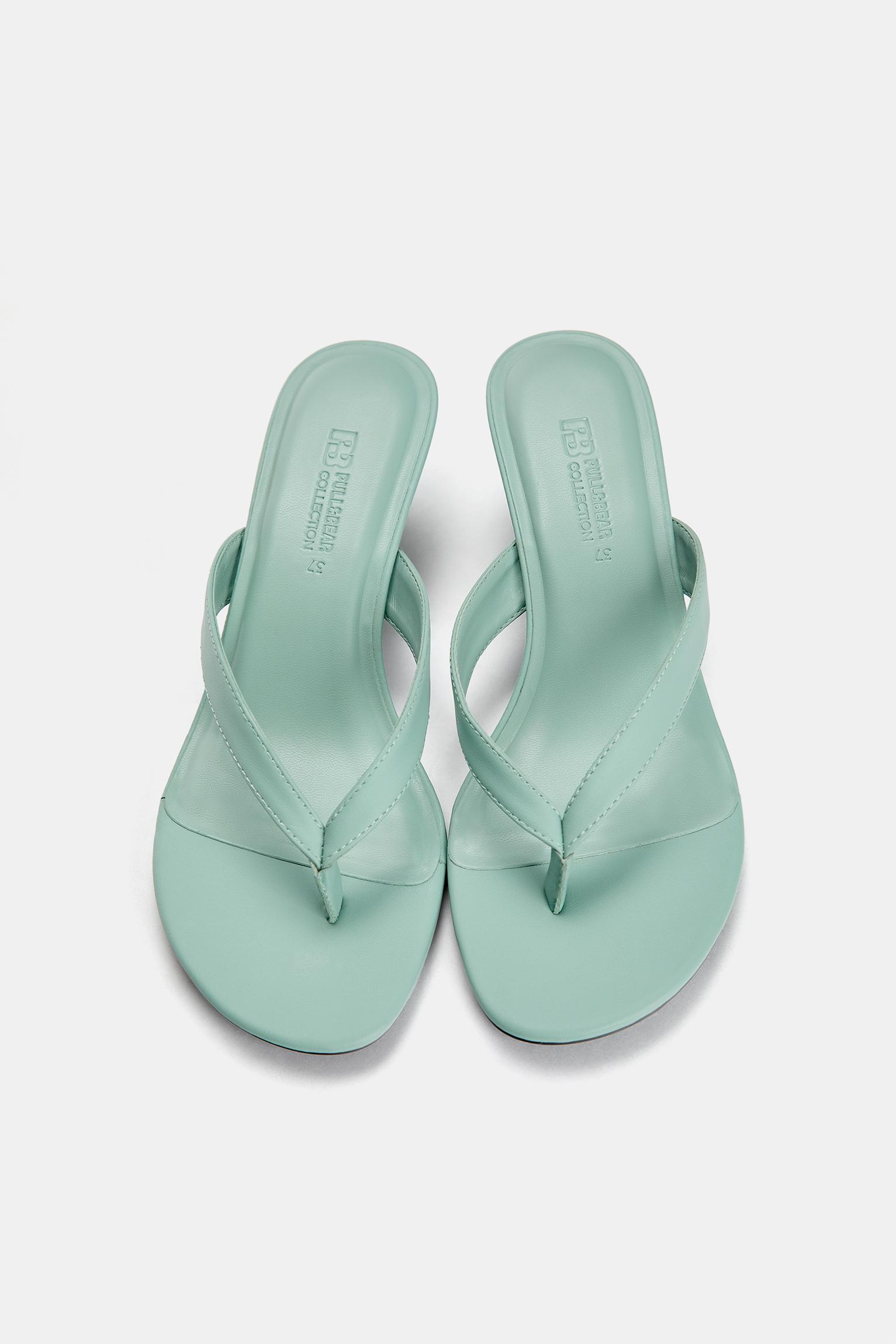 Heeled sandals Product Image