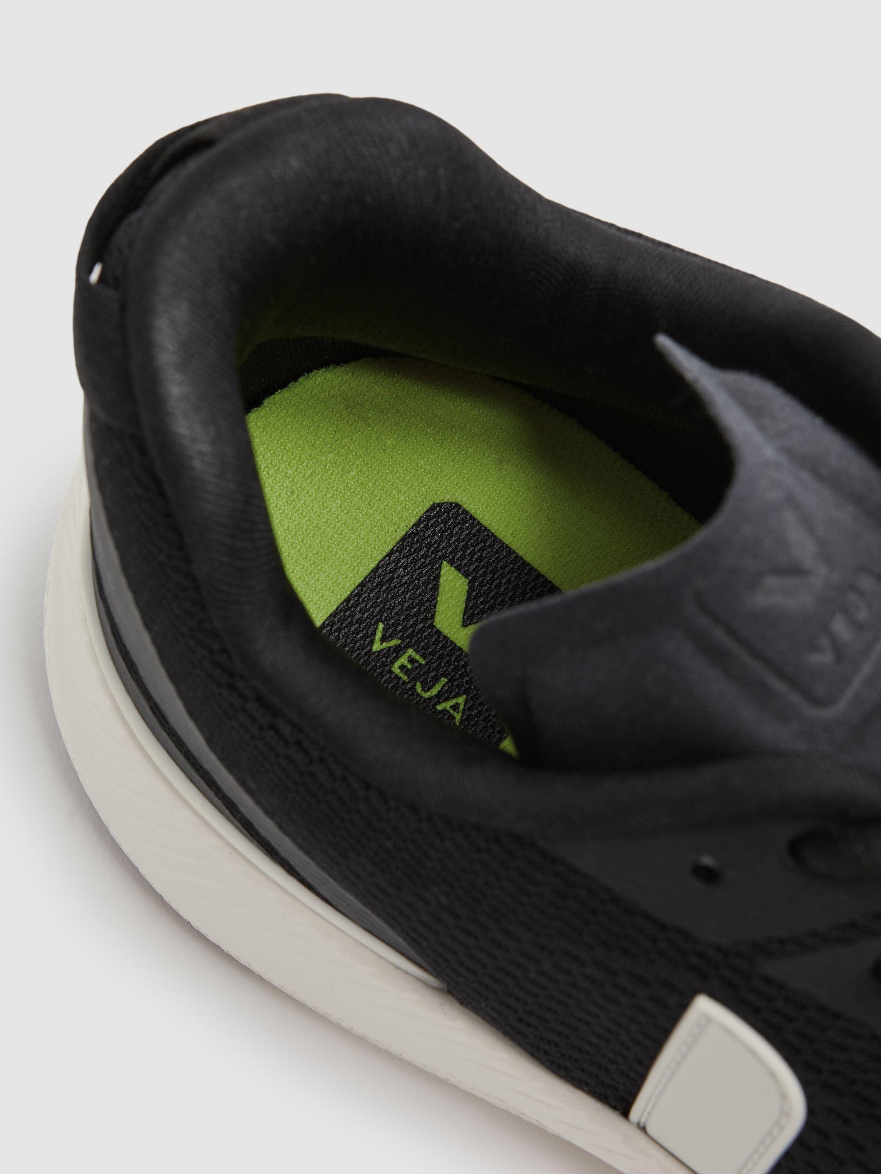 Veja Lightweight Trainers in Cream/Black Product Image