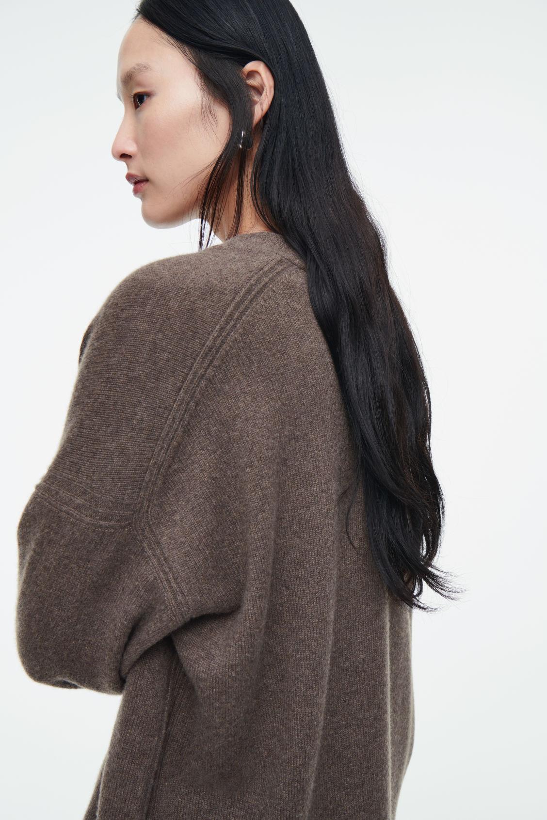 PURE CASHMERE CARDIGAN Product Image