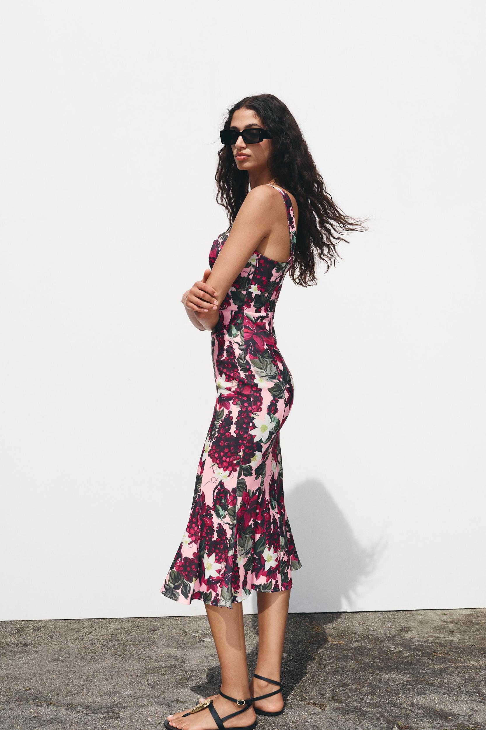 GODET FLORAL DRESS Product Image