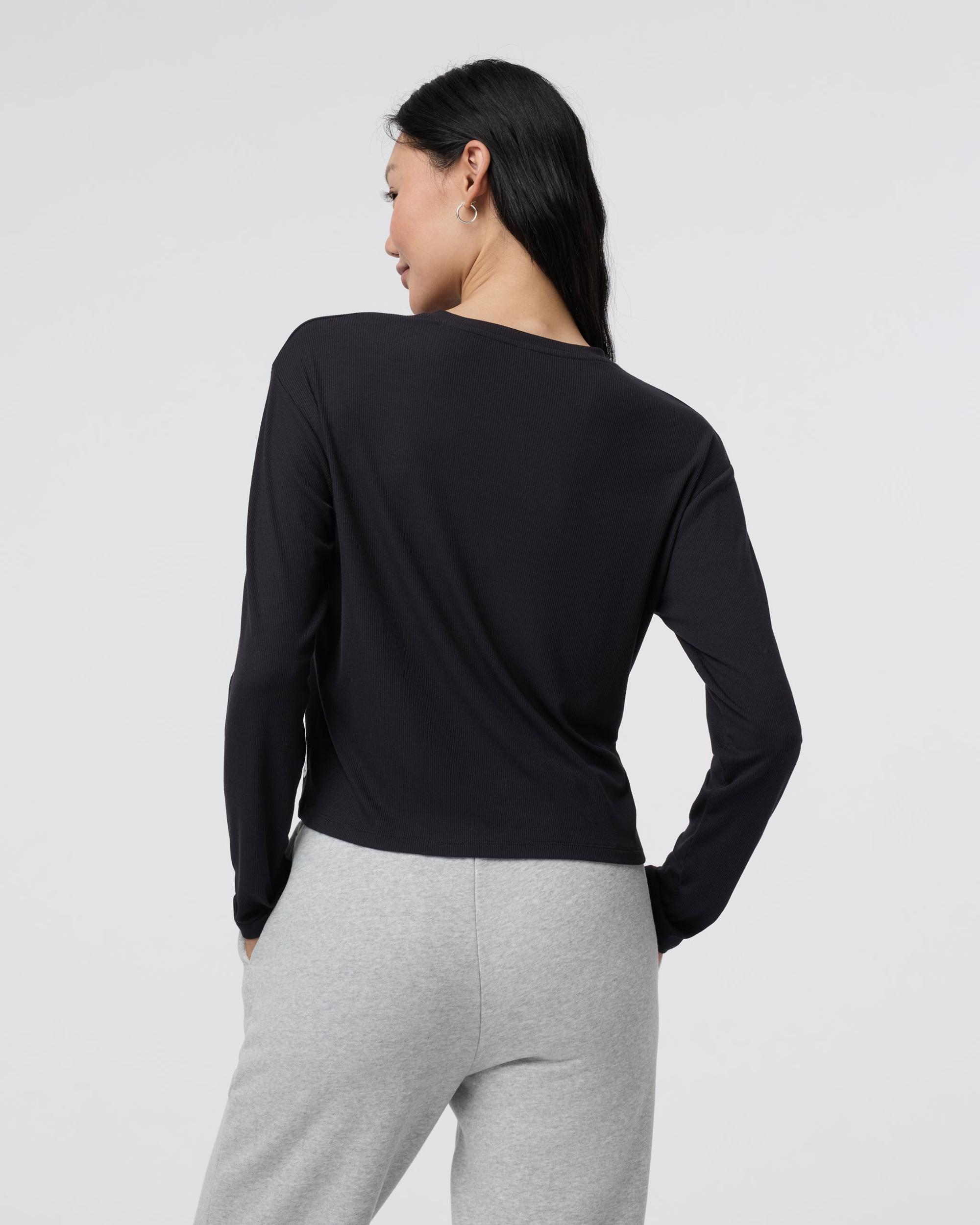 Long Sleeve Cove Relaxed Tee Product Image