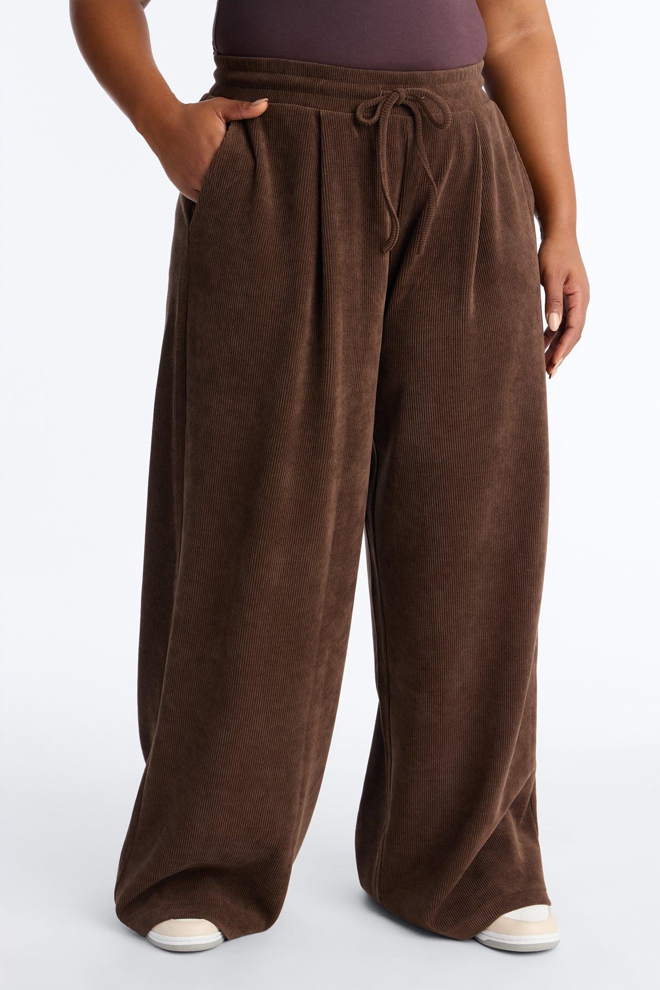 Olivia Extreme Wide Leg Pants - Chocolate Female Product Image