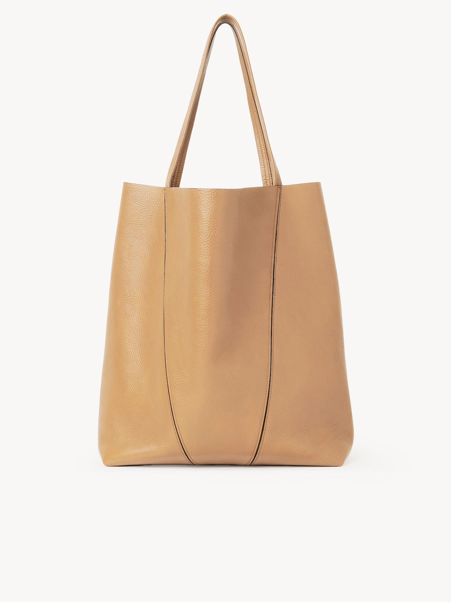 Large Chloé Spin tote bag in grained leather Product Image