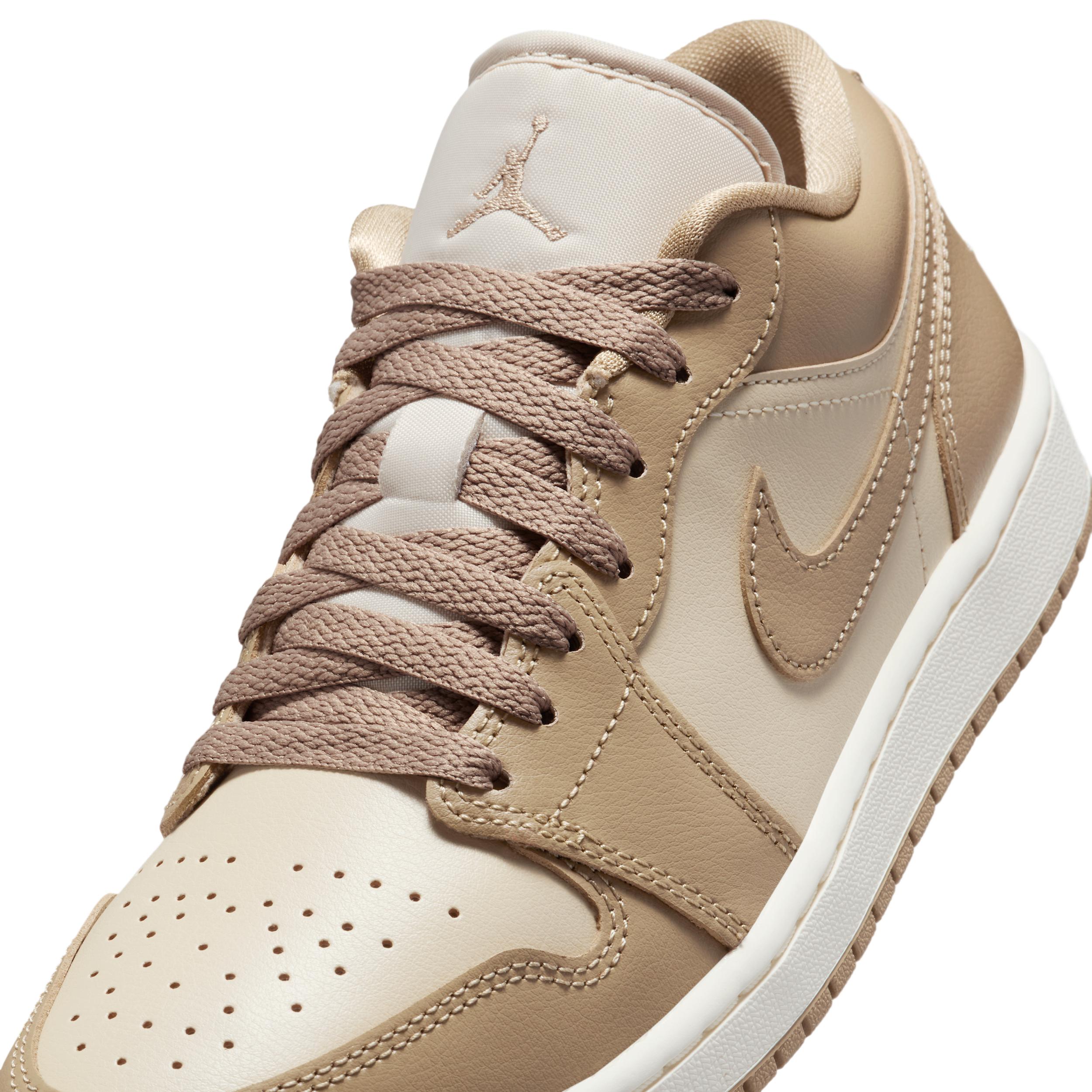 Air Jordan 1 Low Women's Shoes Product Image