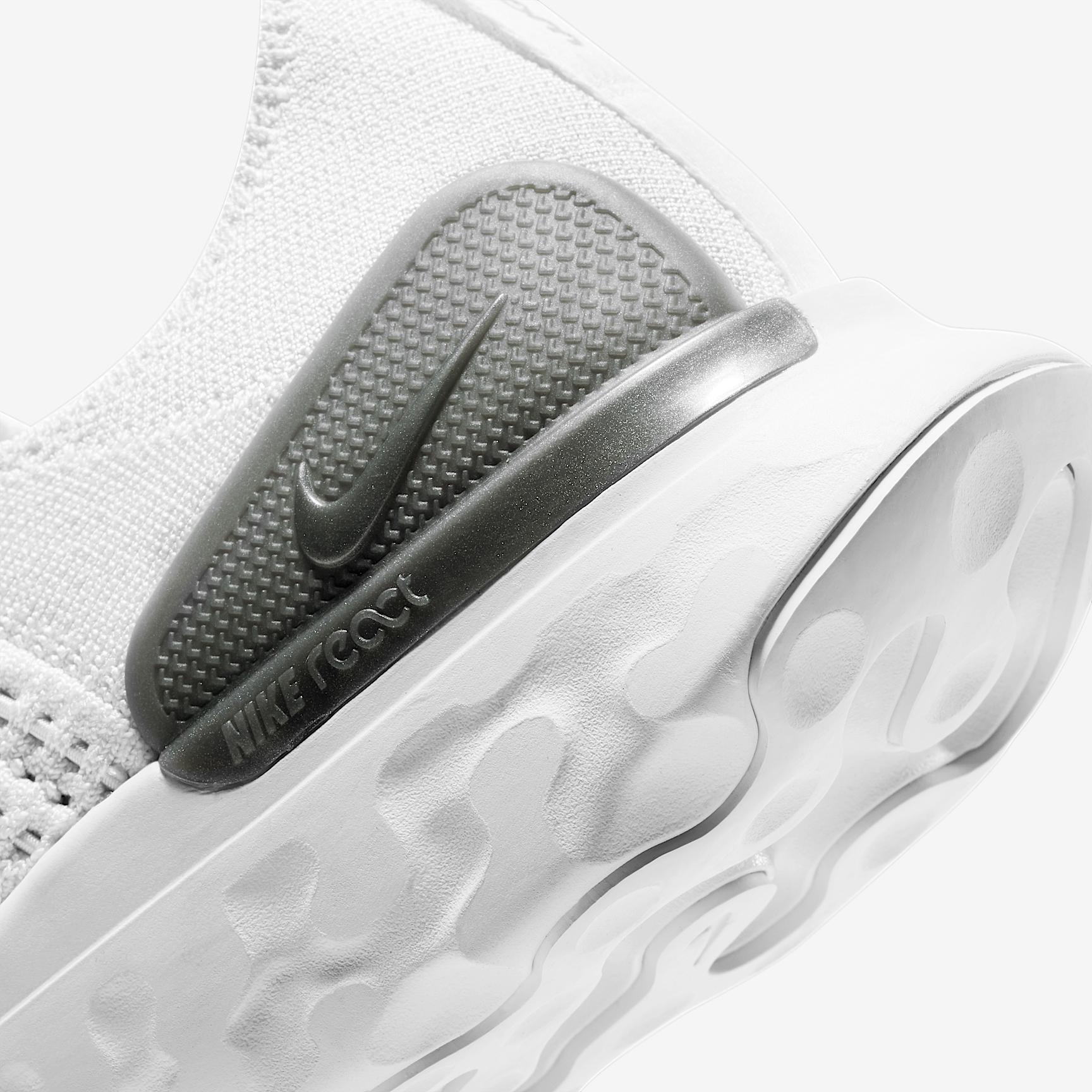 Nike Womens Phantom Run 2 Road Running Shoes | CJ0280-100 Product Image