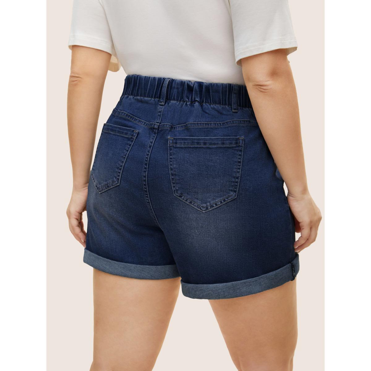 Plus Size Light Wash Button Up Roll Hem Denim Shorts Women Denimindigo Roll Hem High stretch Everyday Slanted pocket Casual Denim Shorts BloomChic 22/3X Product Image