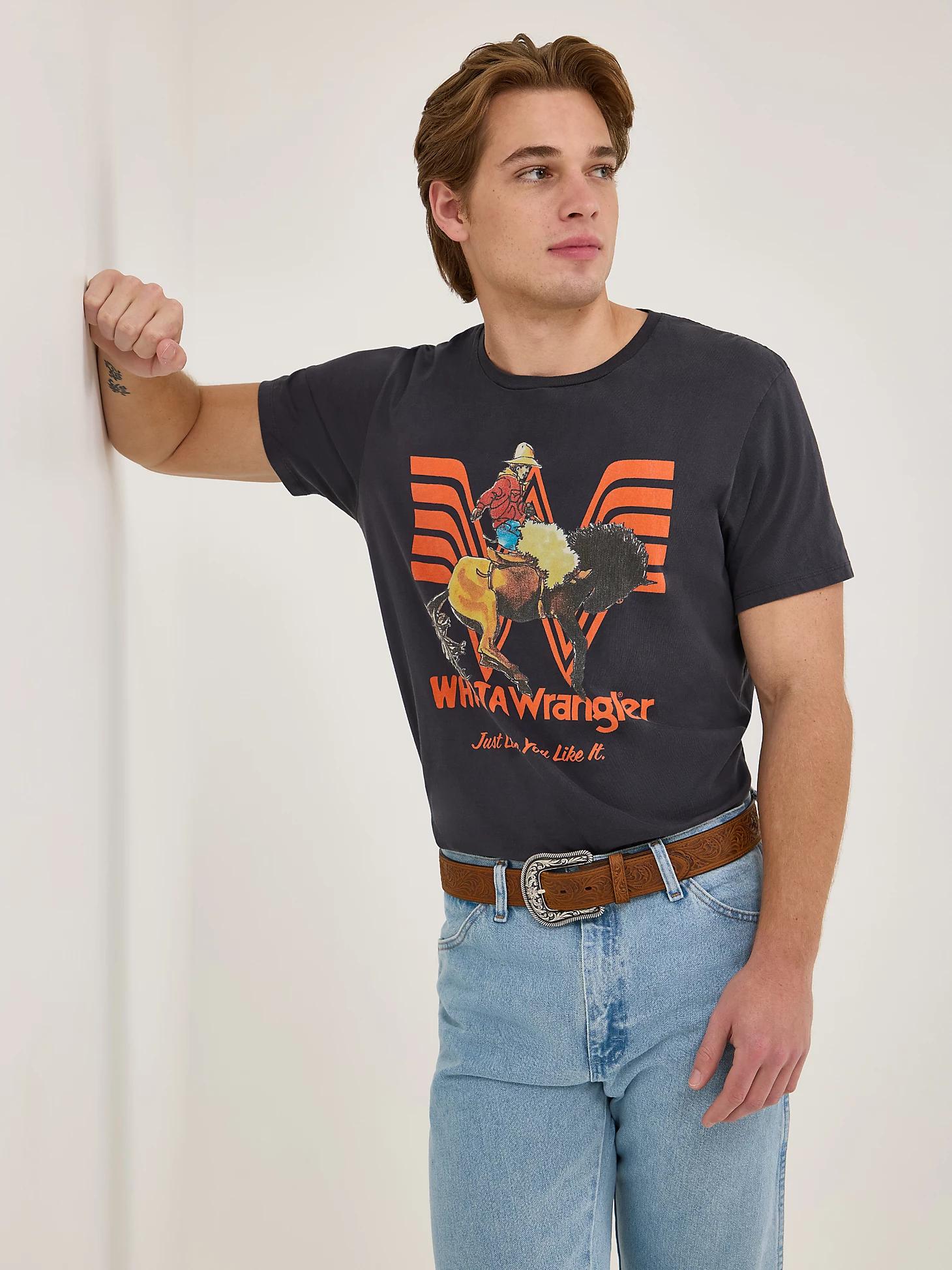 Wrangler x Whataburger Men's Long Live Burgers T-Shirt in Faded Product Image