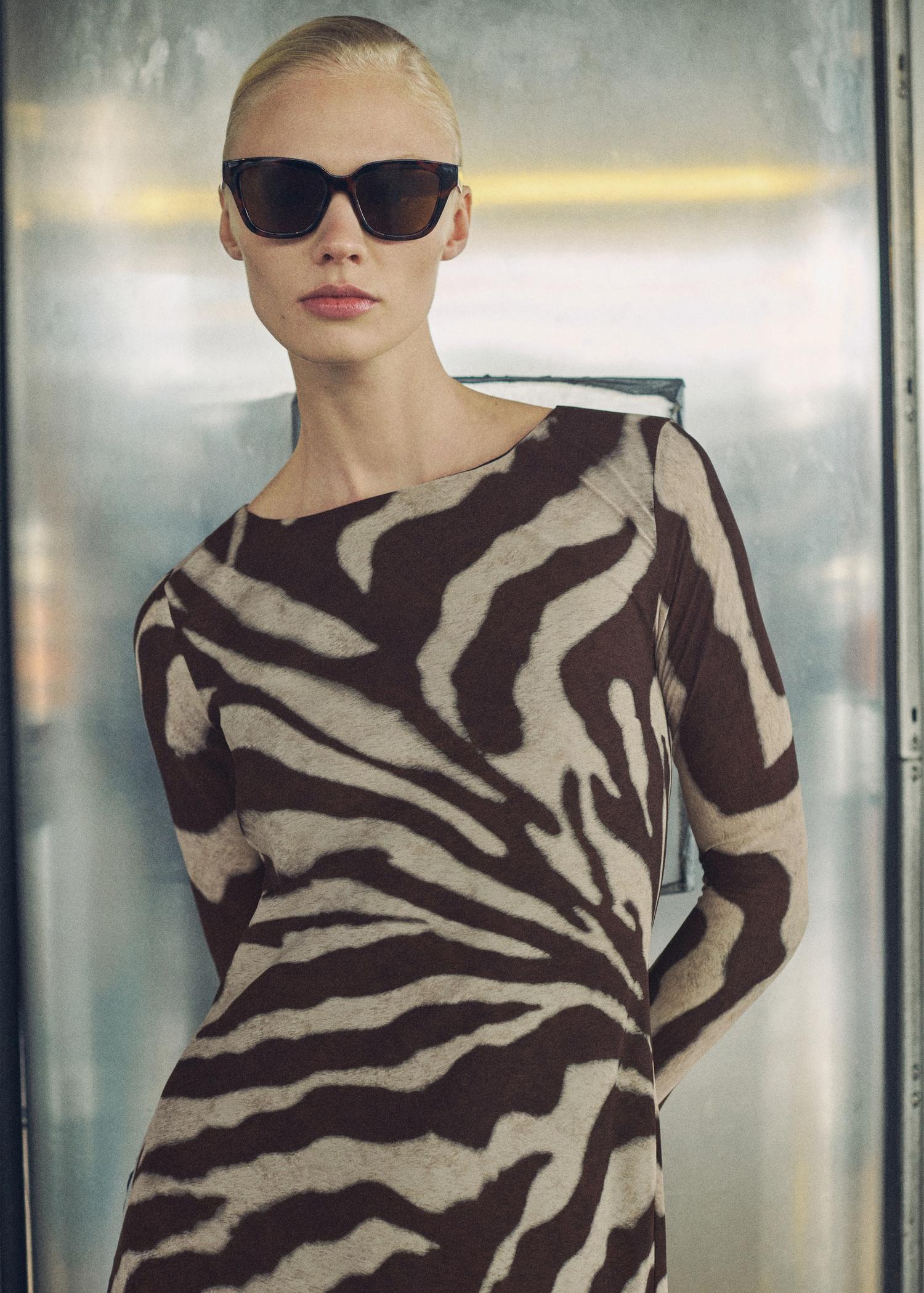 Zebra-print flared dress - Women | MANGO USA Product Image