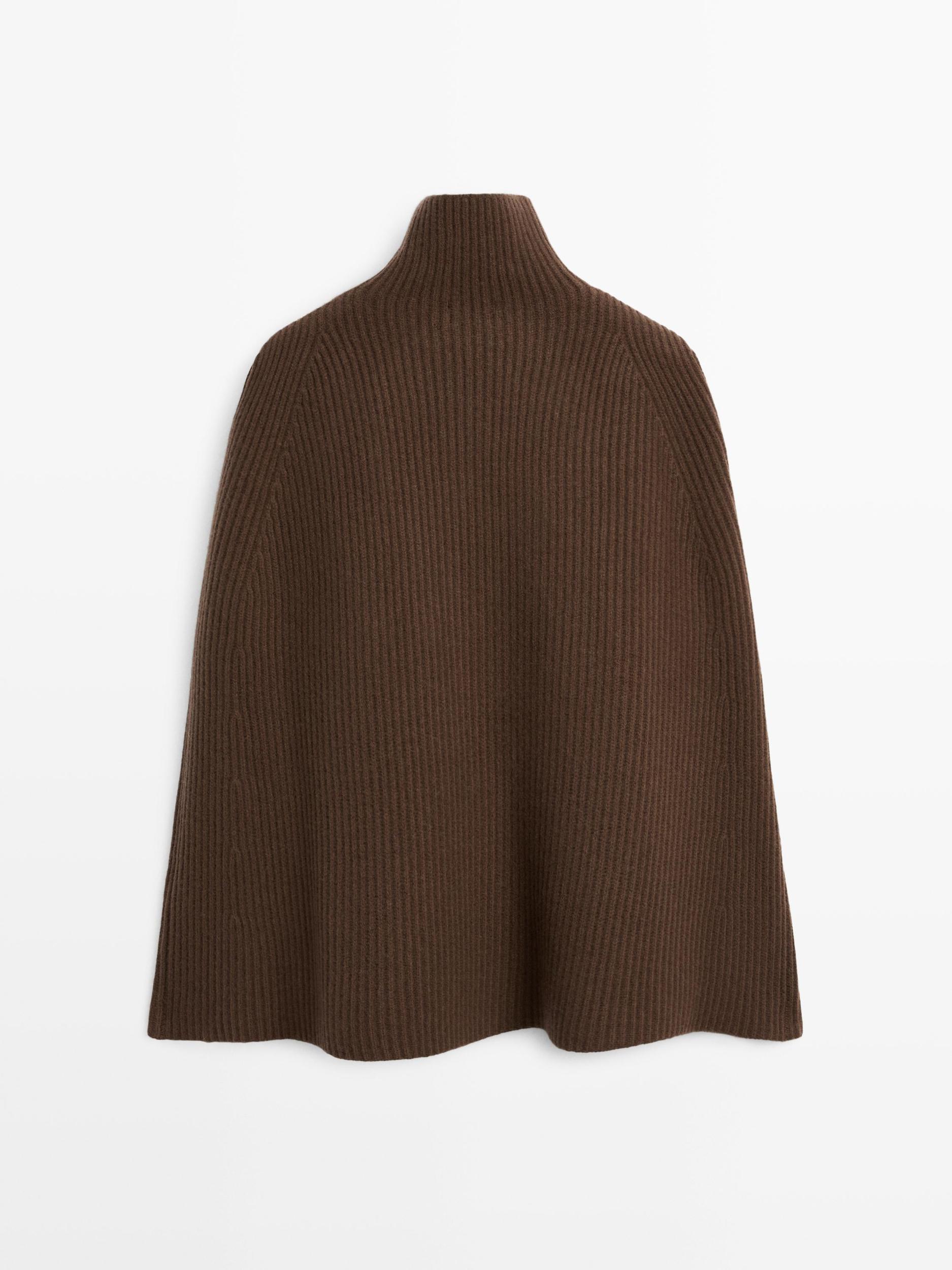 100% wool knitted coat Product Image