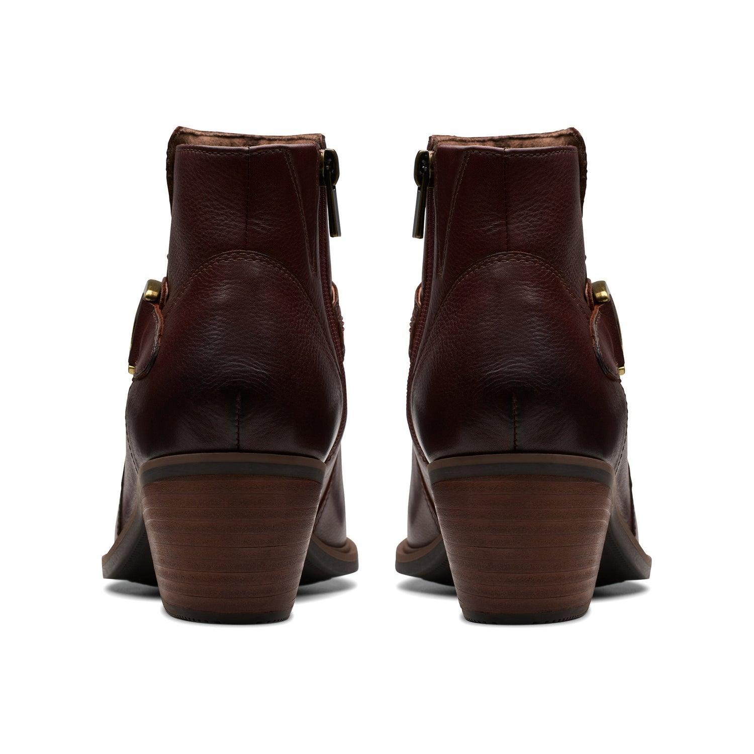 Neva Buckle Product Image