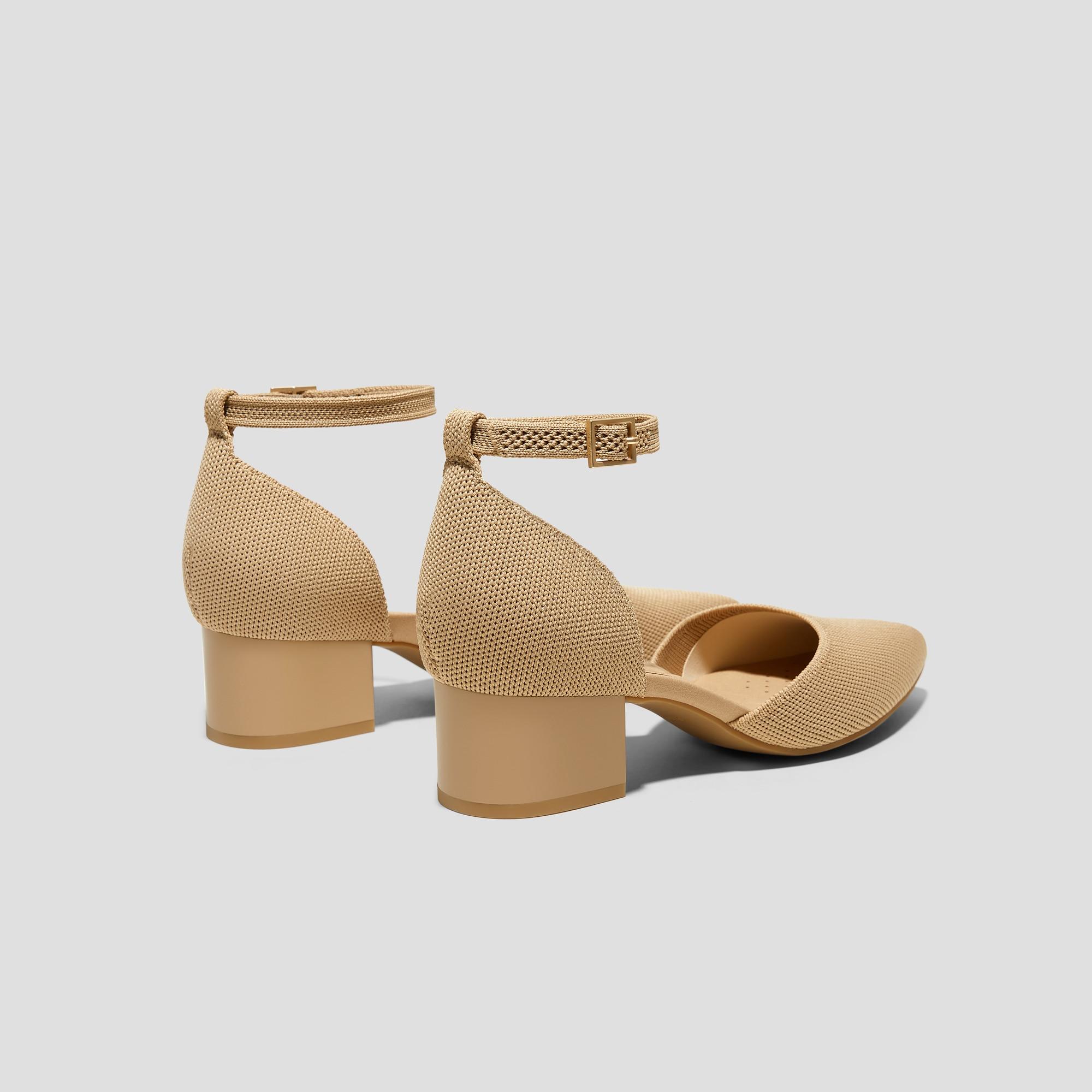 Pointed-Toe Stress FREE Block Heels (Galilea) Product Image