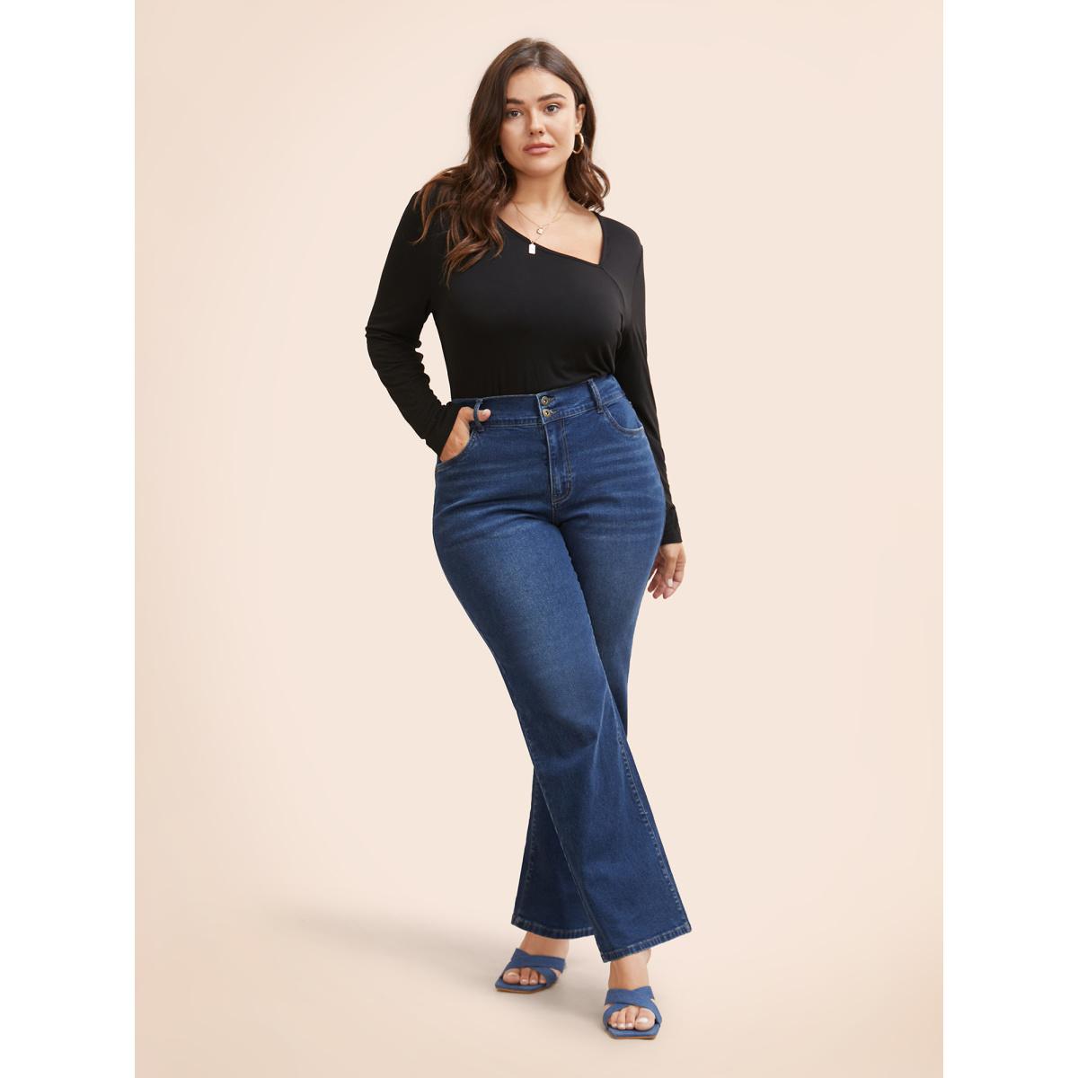 Plus Size Dark Wash Slanted Pocket Straight Leg Jeans Women Denimblue Casual Button Medium stretch Slanted pocket Jeans BloomChic 30/6X Product Image